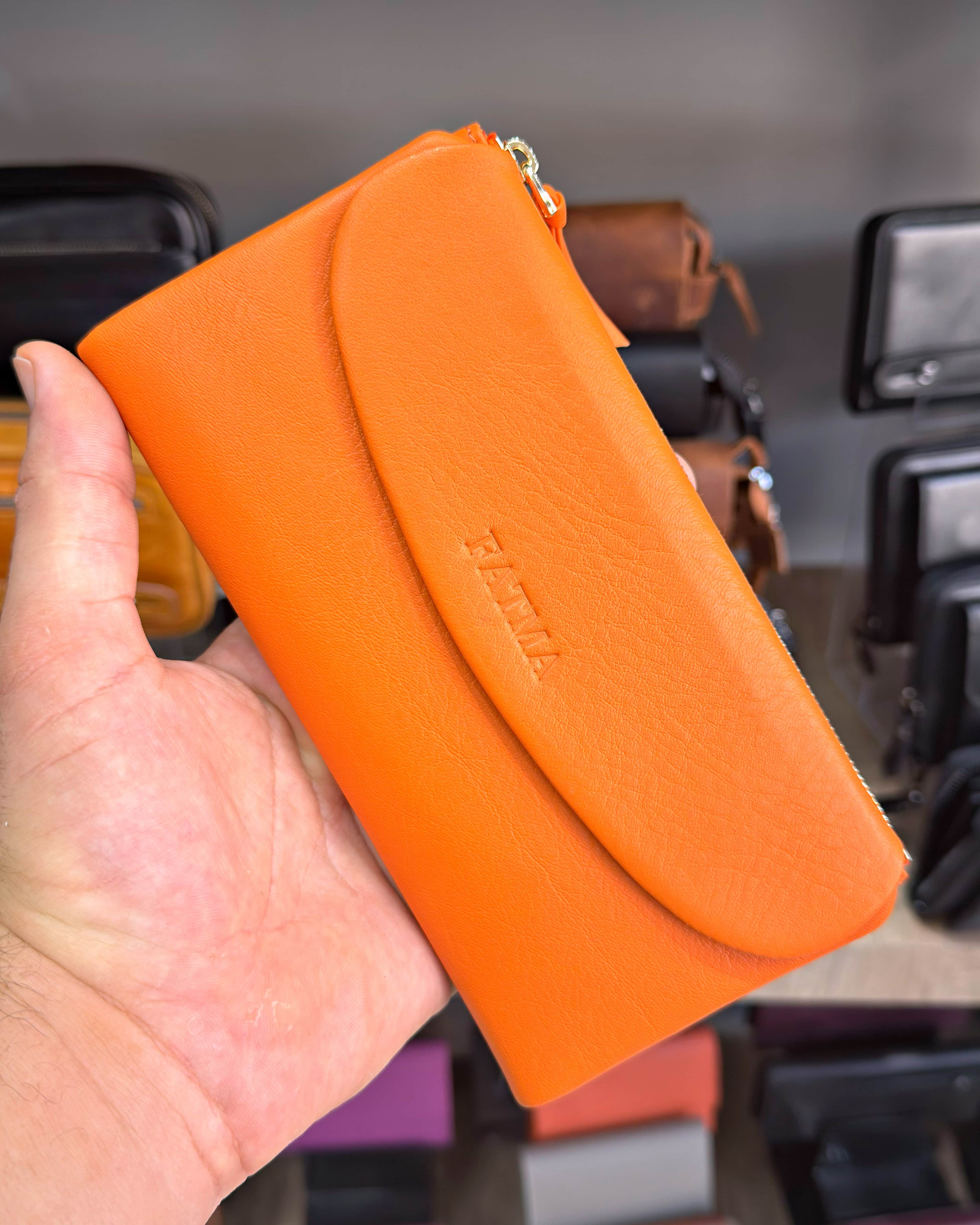 Telefon Bölmeli Tulum Model El Cüzdanı Hakiki Deri 1003