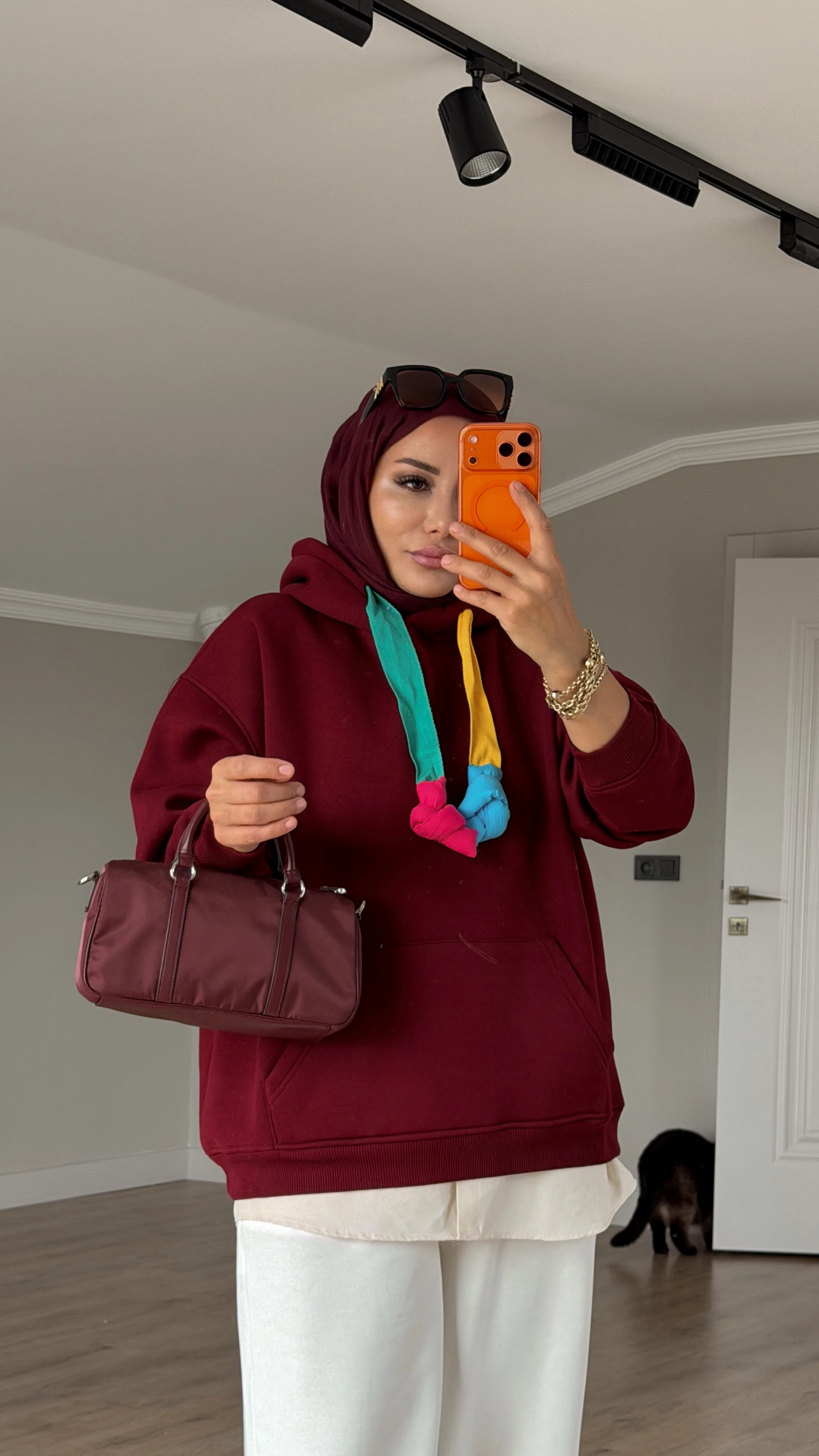 NEŞELİ SWEAT - Bordo