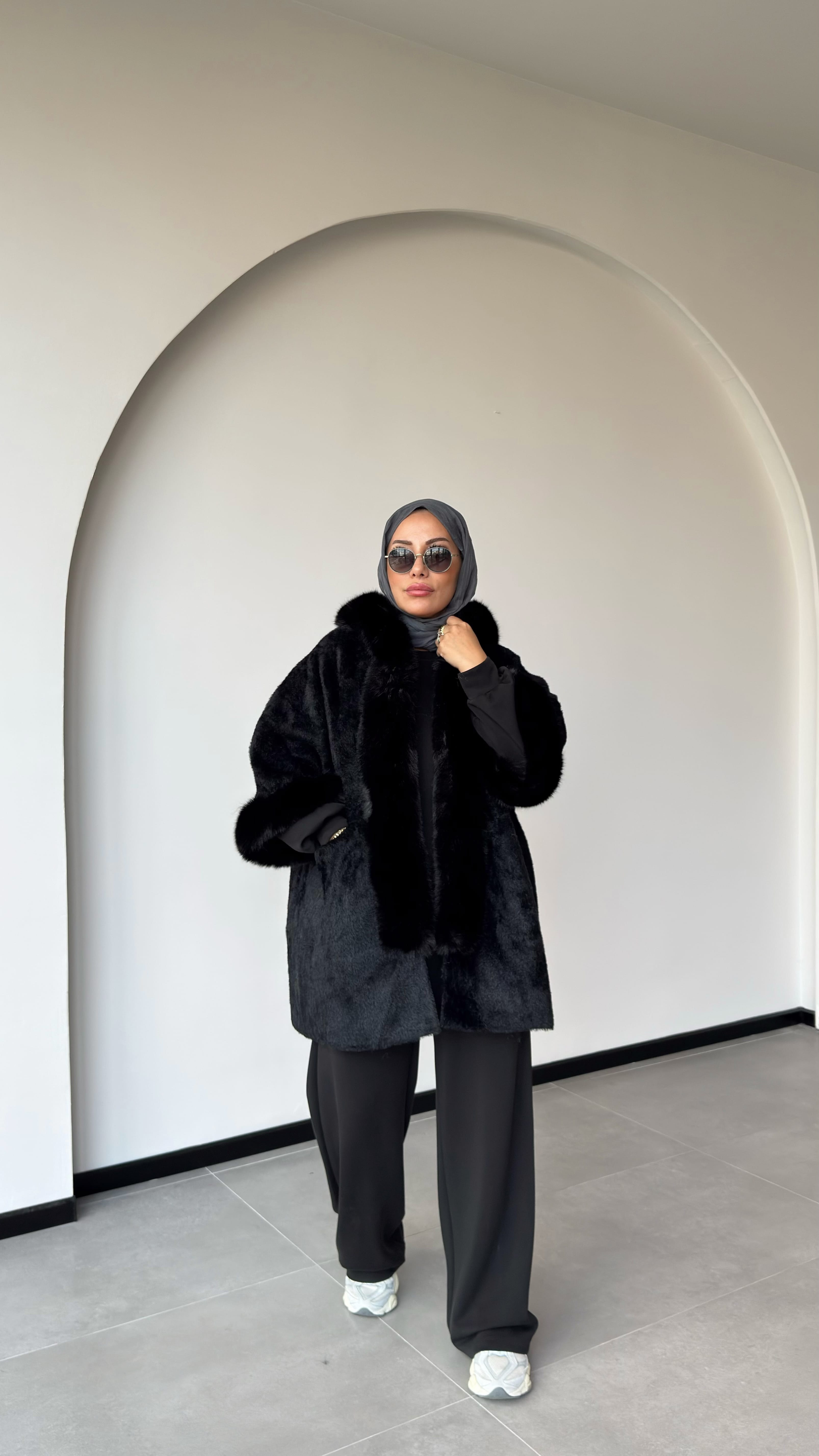 ANGORA PELERİN KABAN