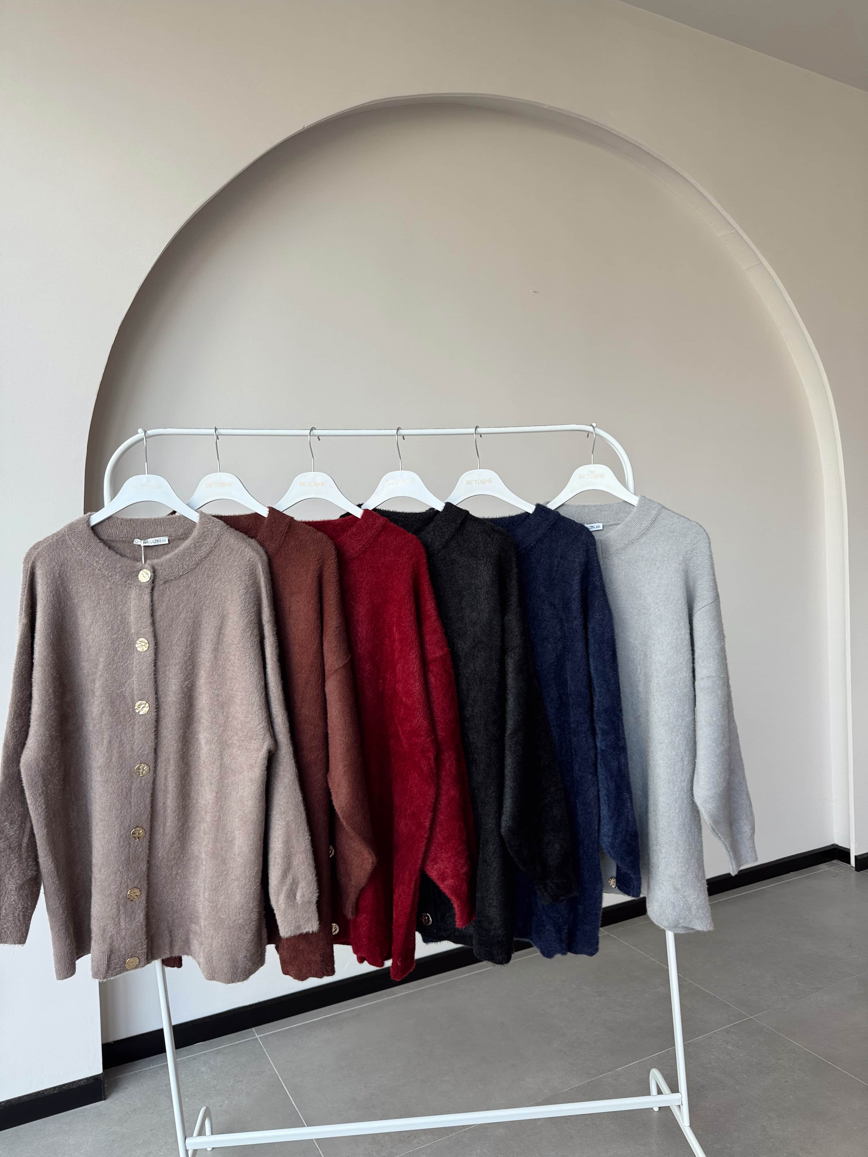 ANGORA HIRKA