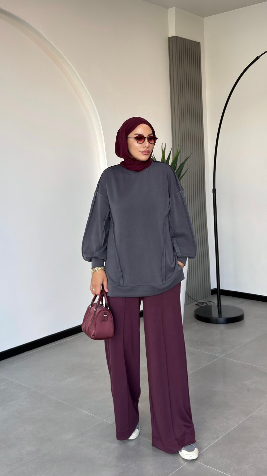 PERA OYSHO PANTALON - Bordo