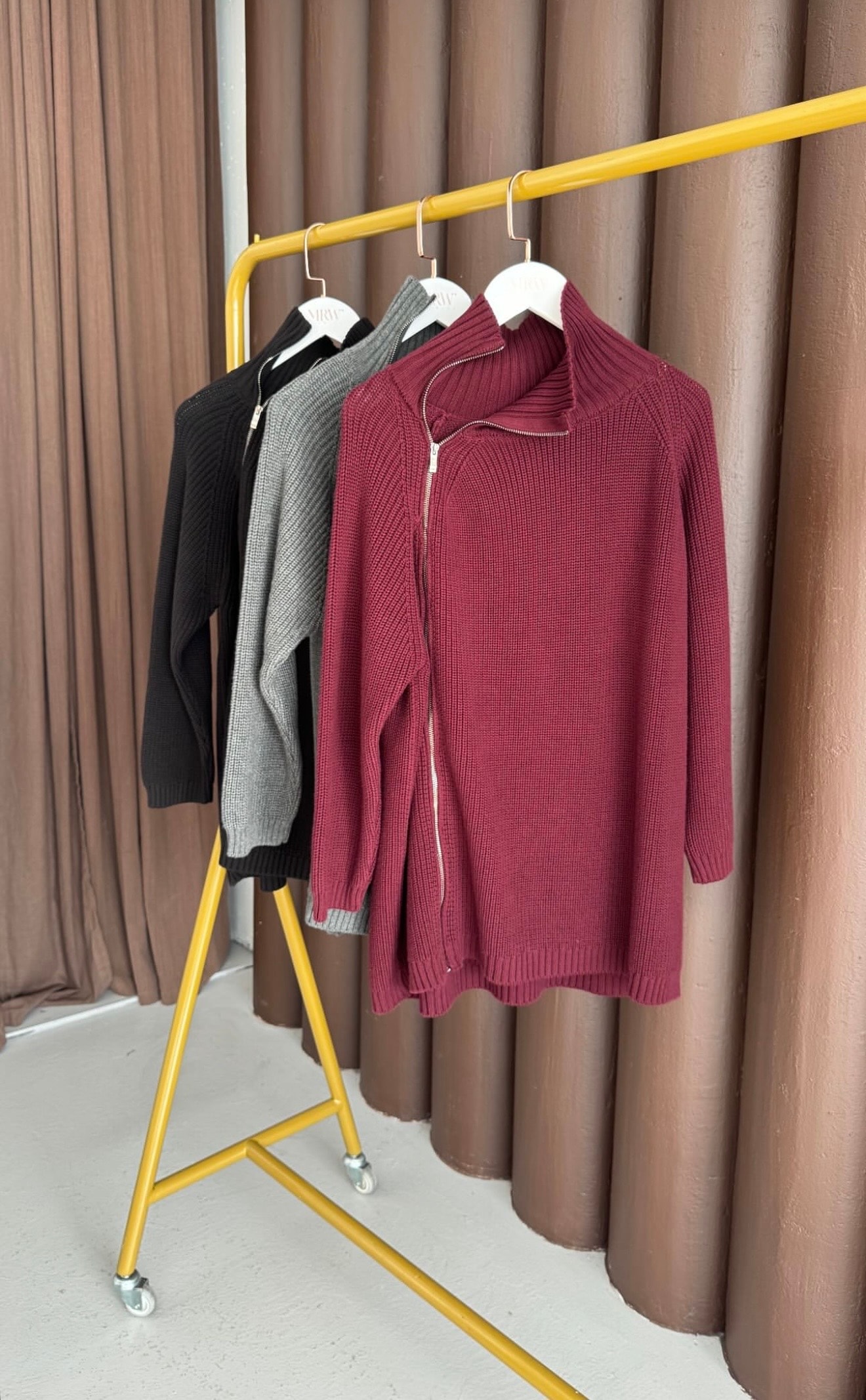 YANDAN FERMUARLI SELANİK KAZAK 