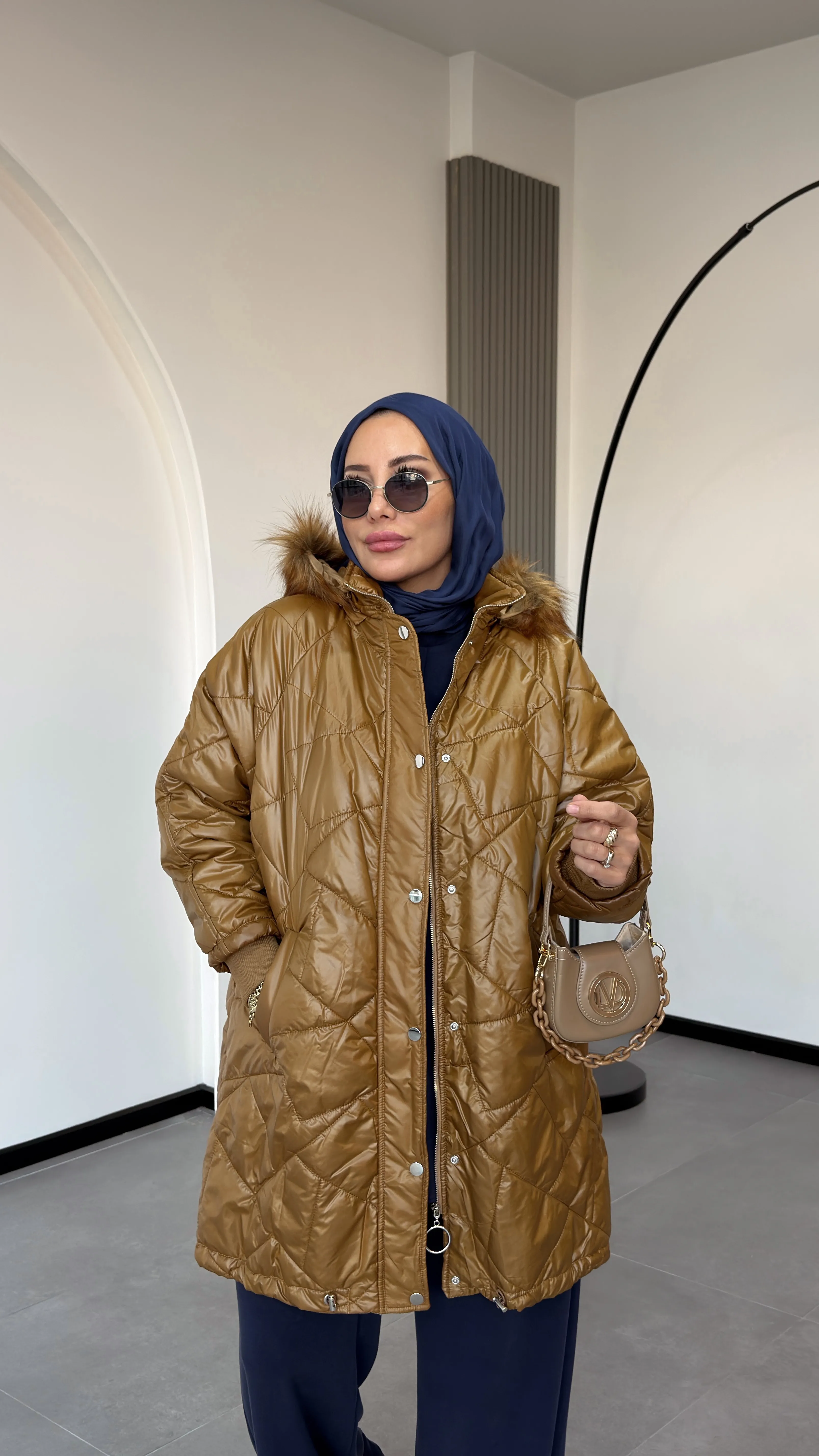 KAPİTONE MONT -KAPŞONLU - Taba