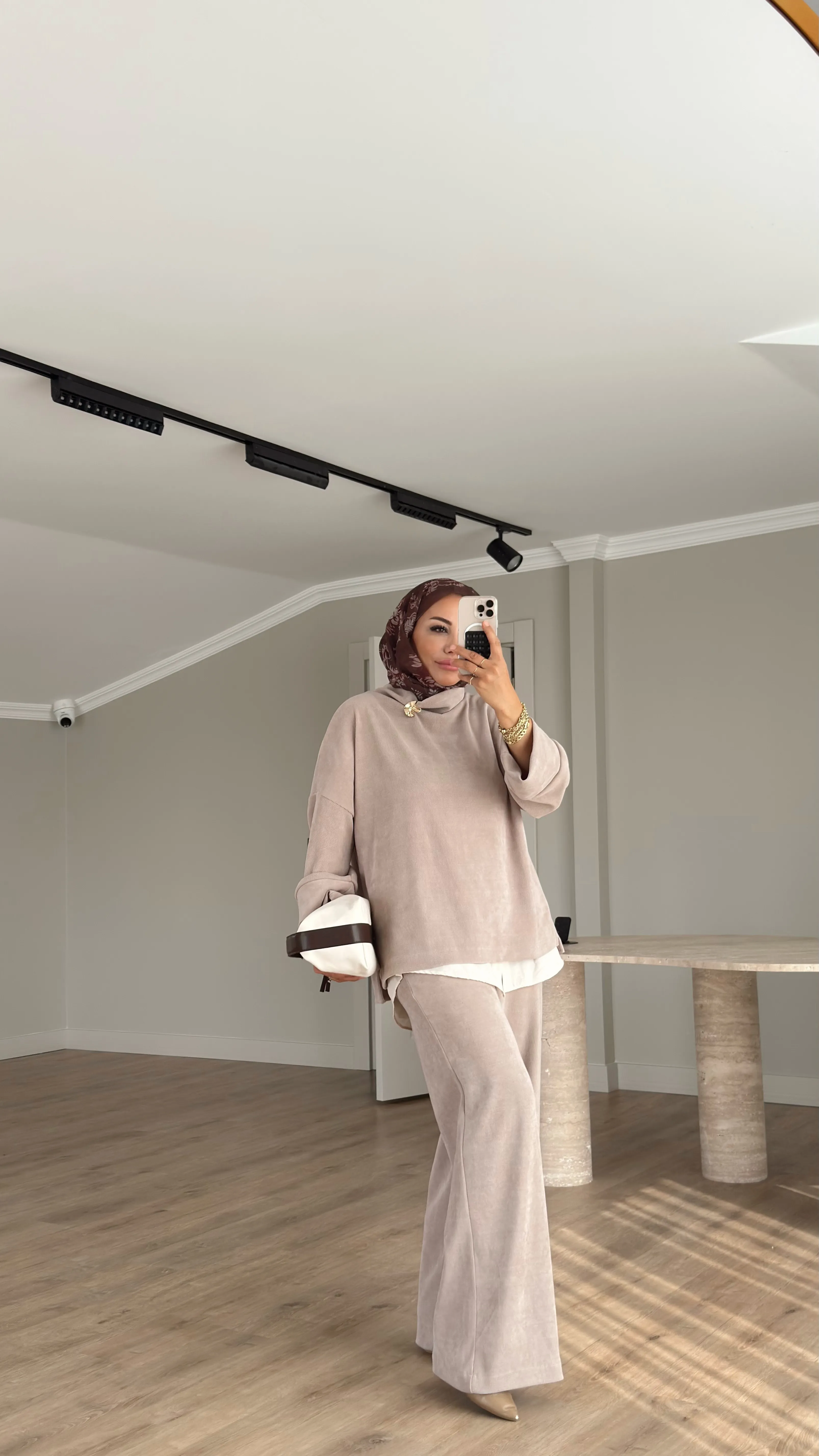 AURA FİTİLLİ KADİFE TAKIM