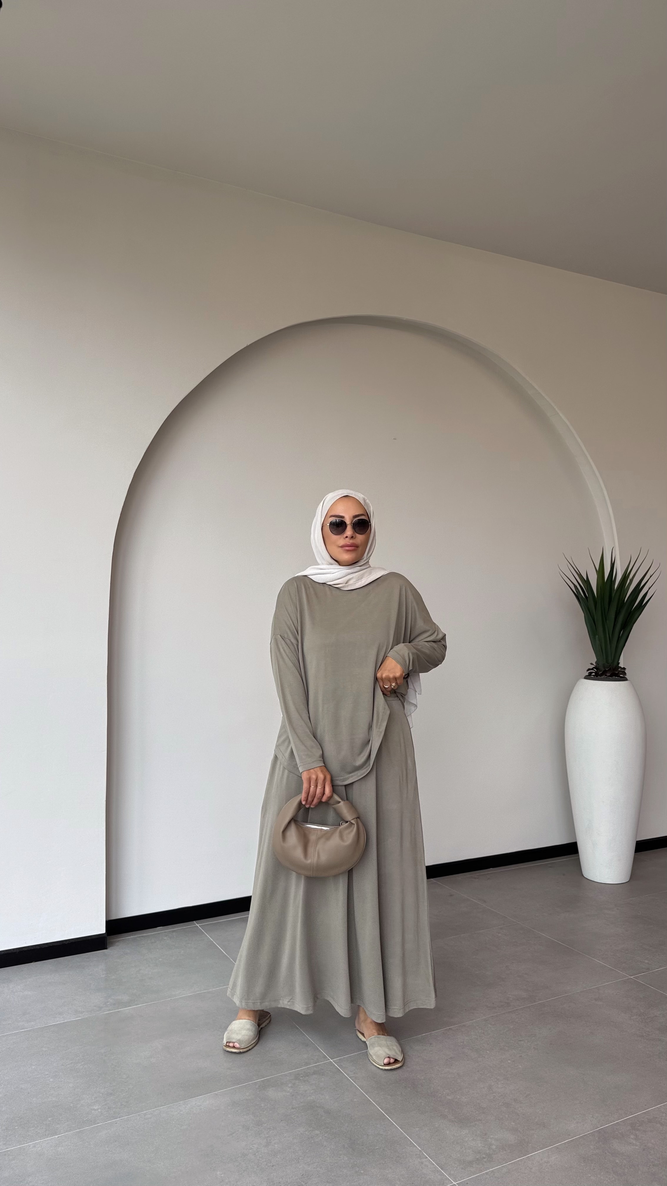 NUN ETEKLİ TAKIM
