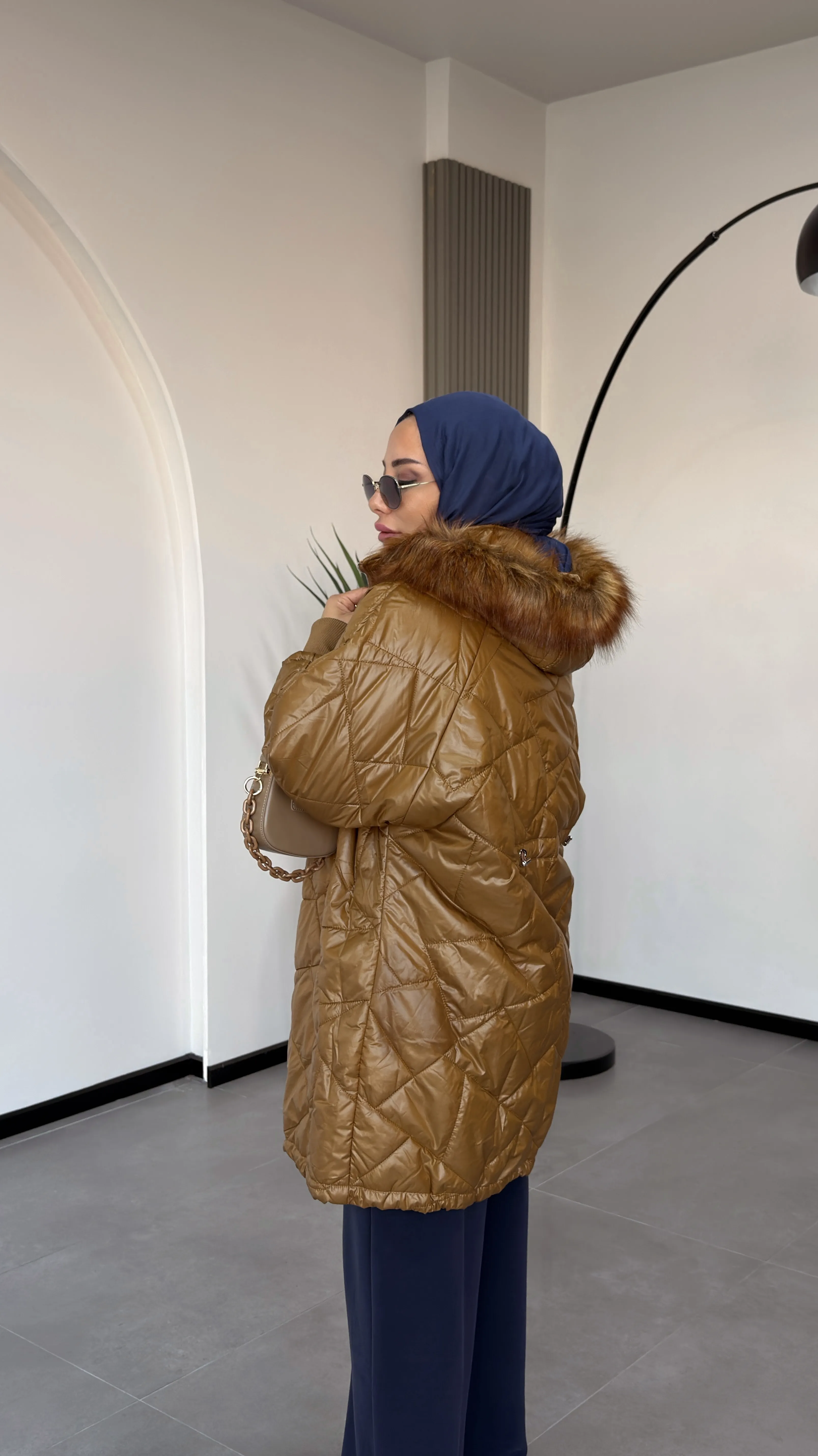 KAPİTONE MONT -KAPŞONLU - Taba