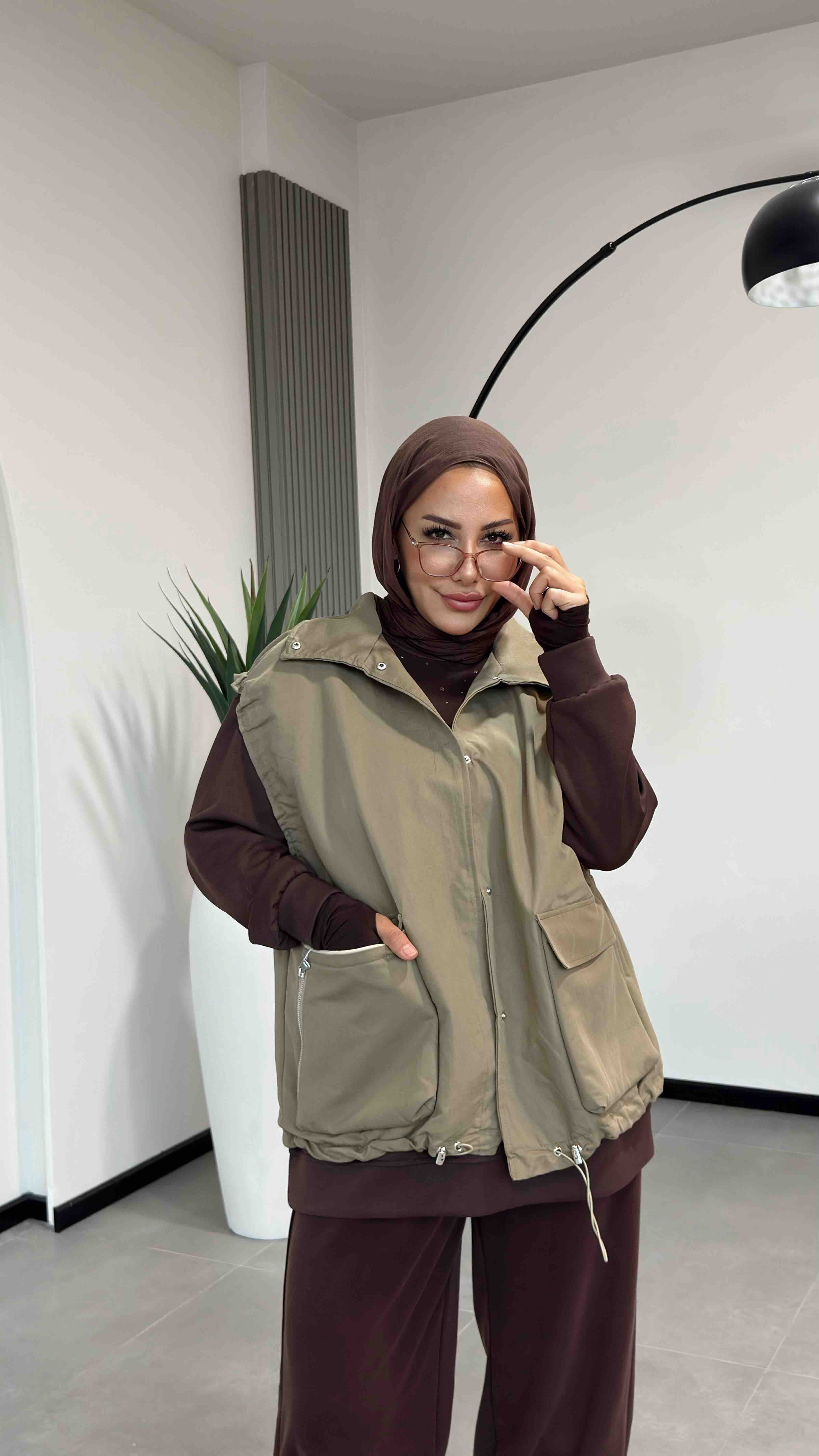 TASARIM SPOR YELEK - KOYU VİZON