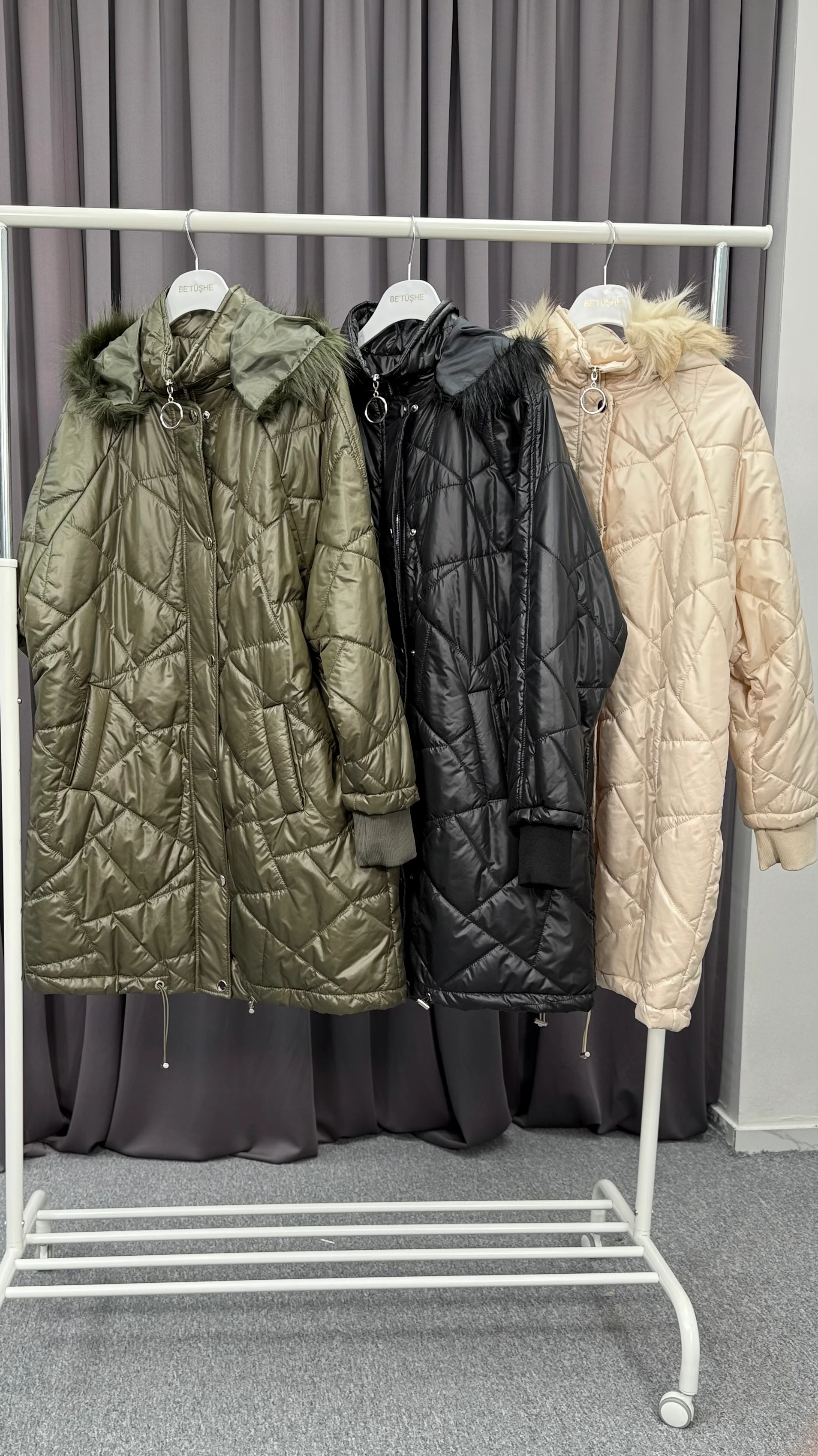 KAPİTONE MONT -KAPŞONLU