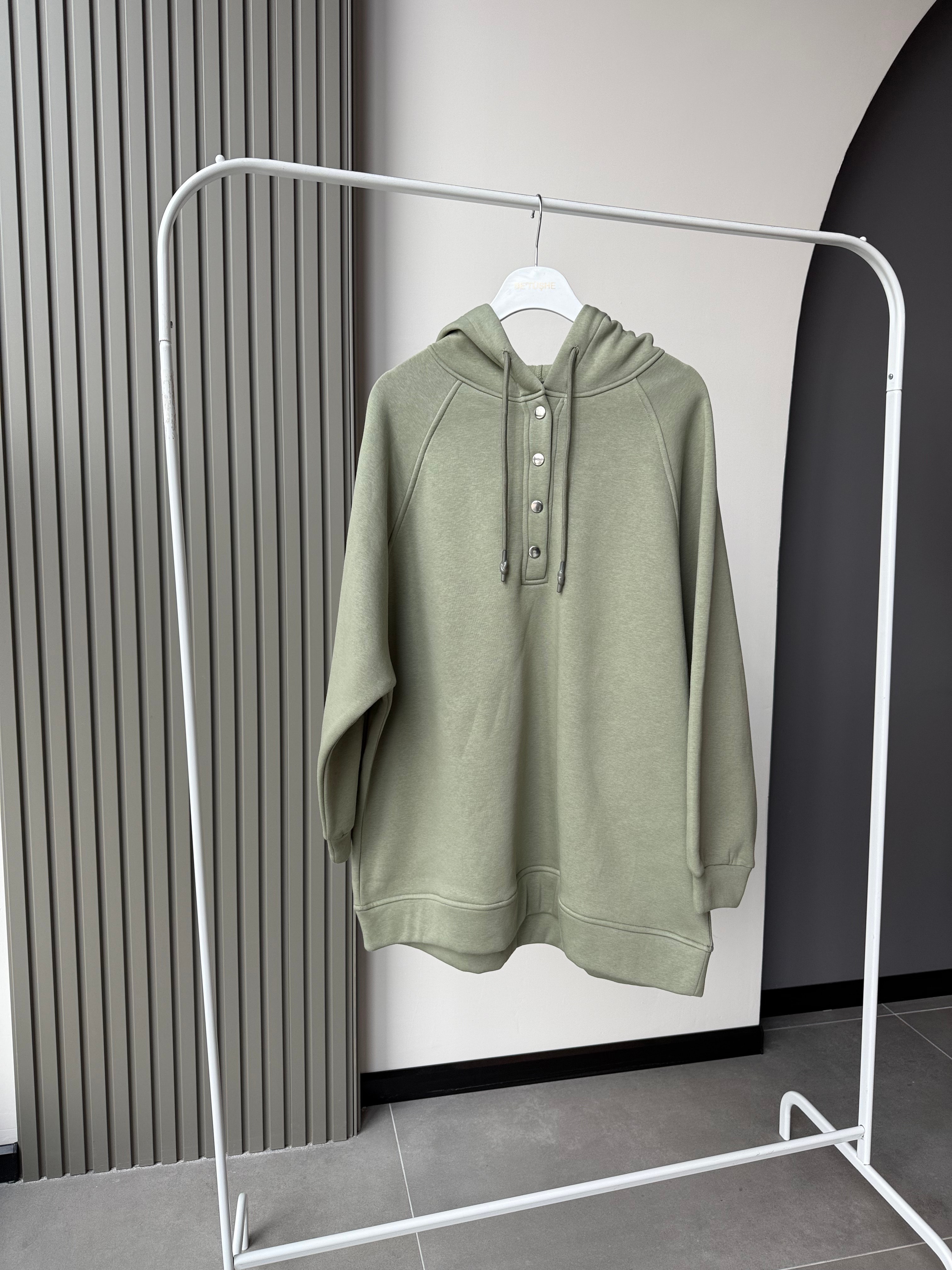 KAPŞONLU ŞARSONLU SWEAT