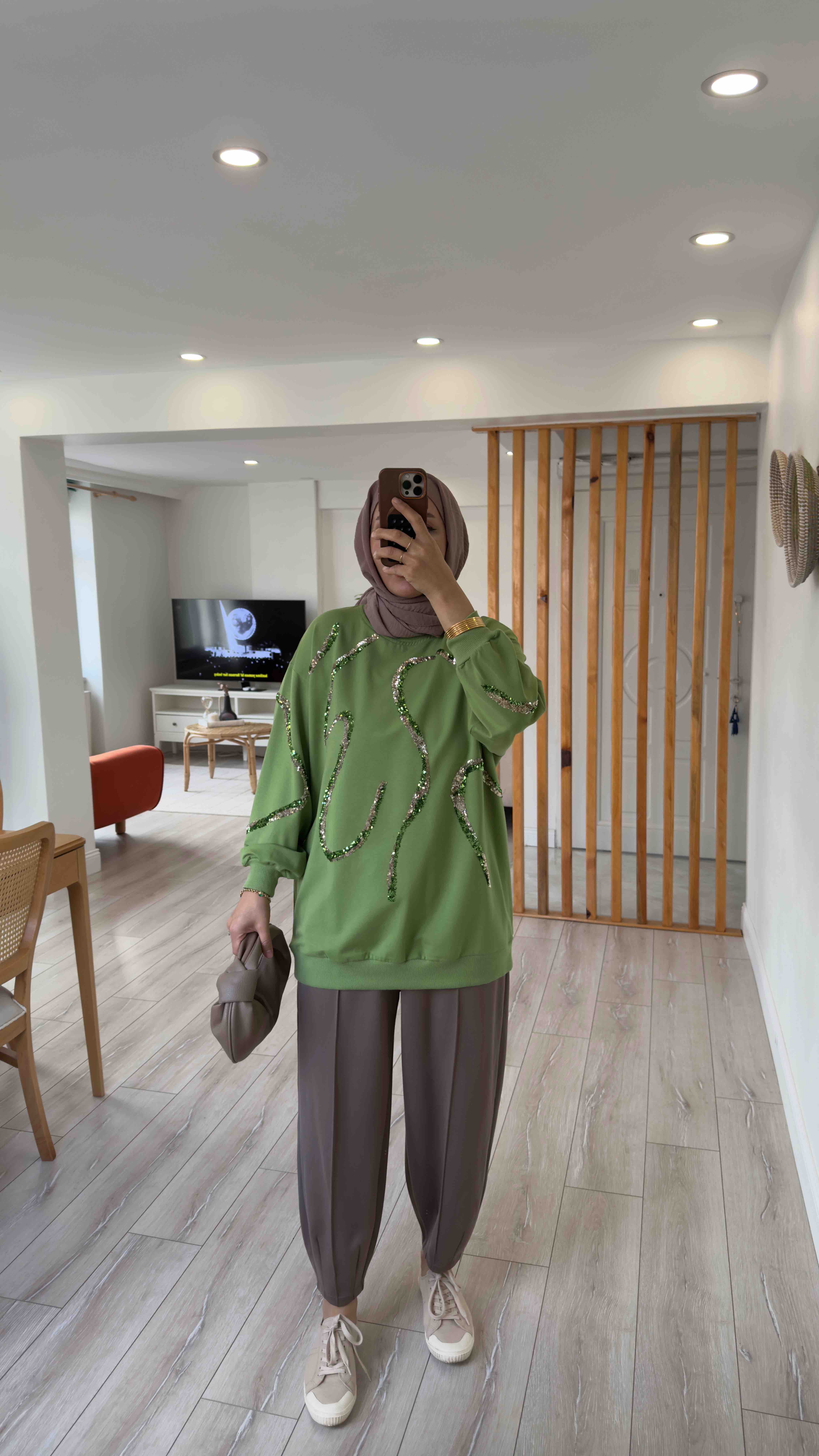 PAYET İŞLEMELİ İKİ İPLİK PENYE SWEAT