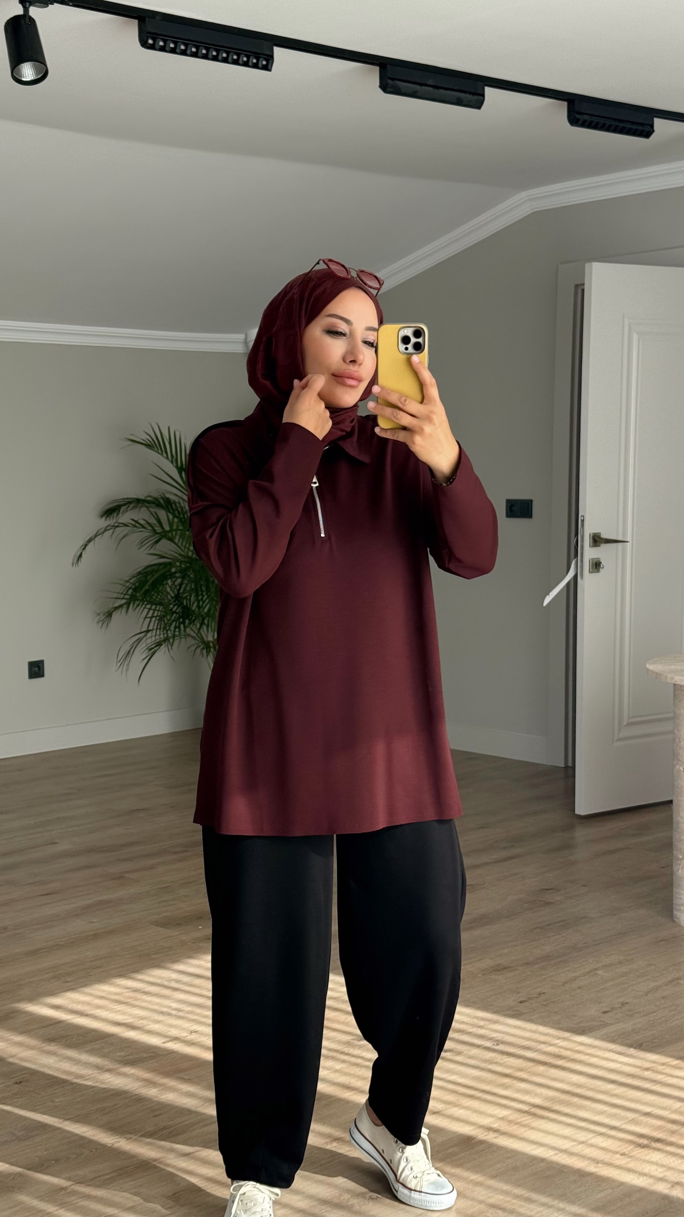 PAÇASI DİKİŞ DETAYLI OYSHO PANTALON