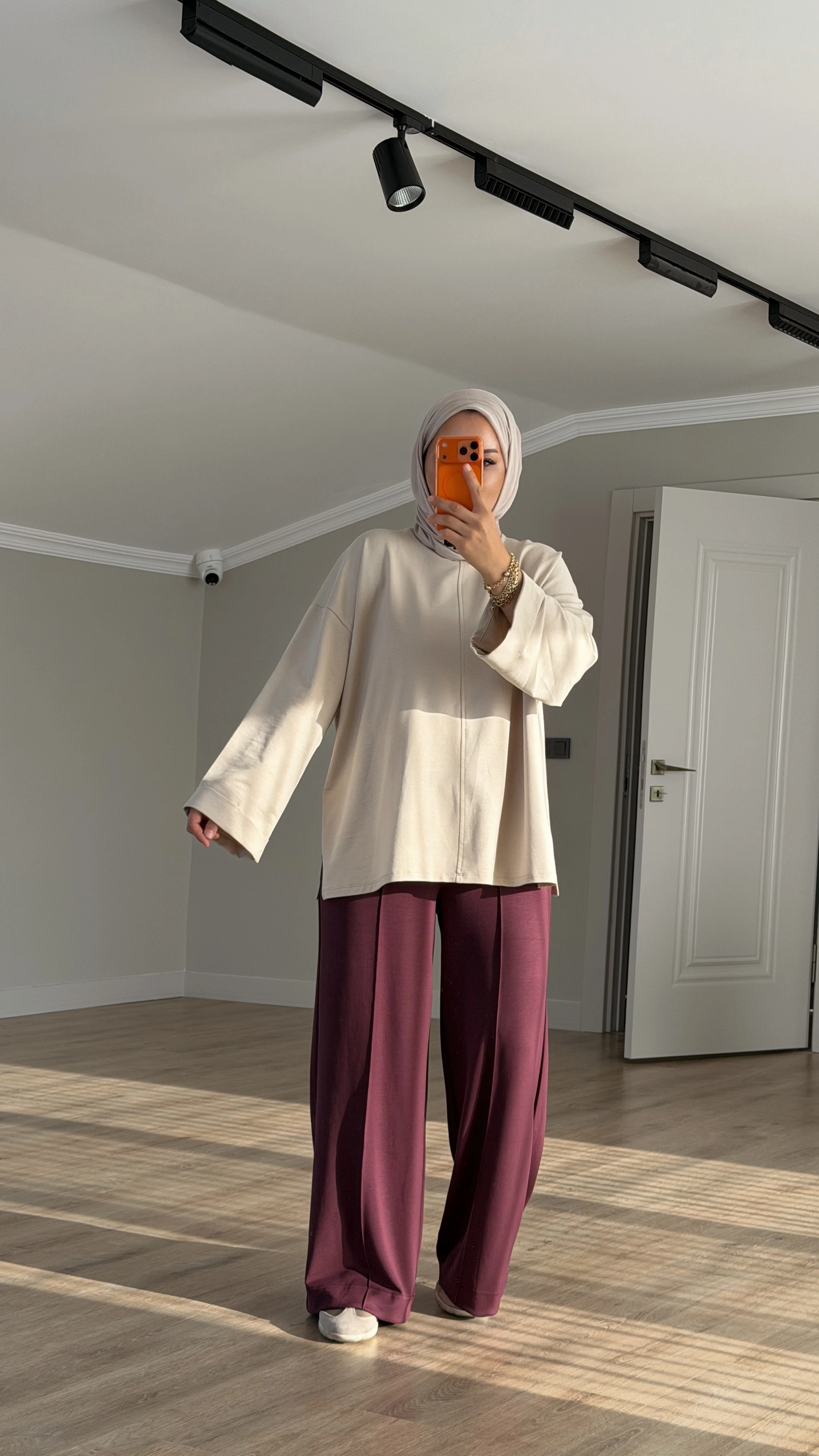 PERA OYSHO PANTALON - Bordo