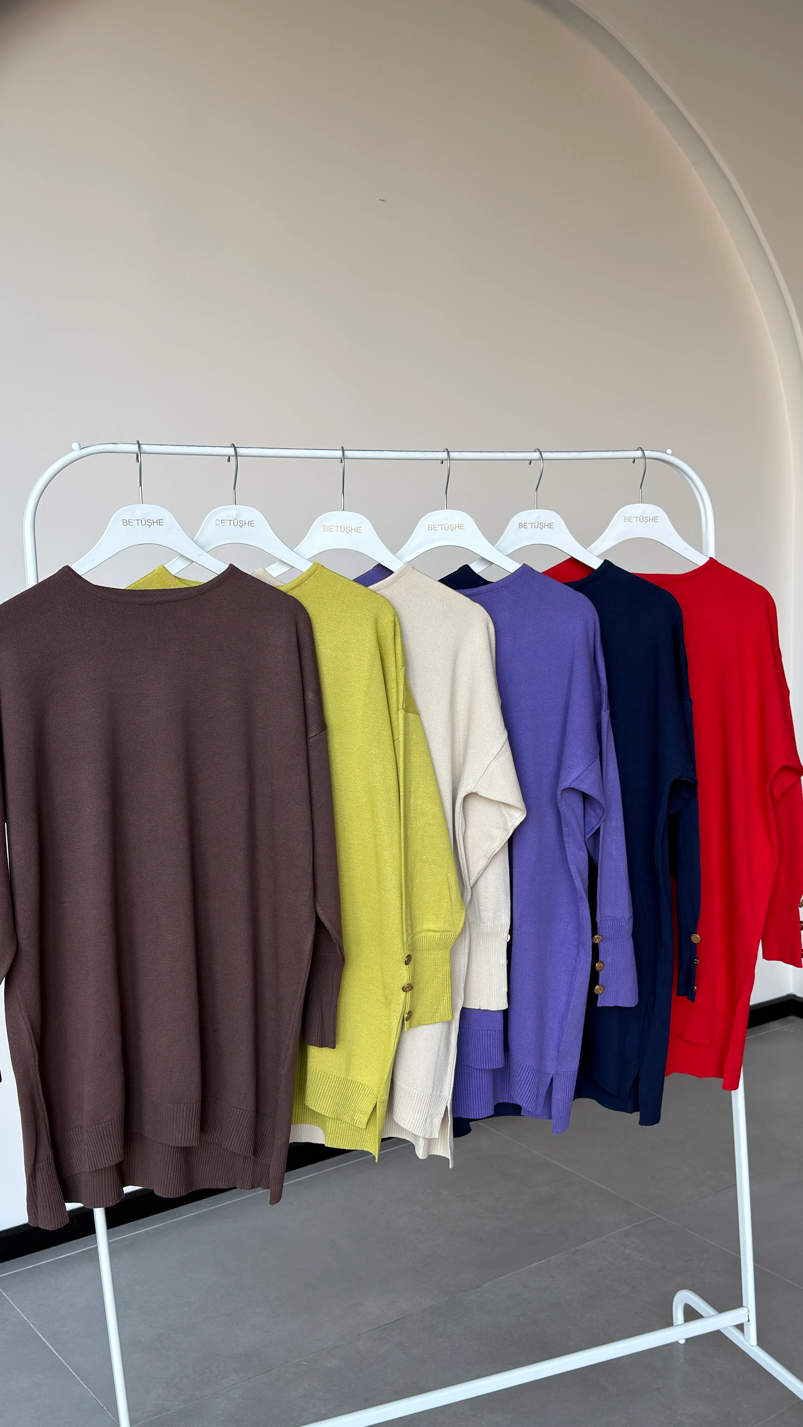 KOLU DÜĞME DETAYLI MERSERİZE TUNİK-MERWİŞ - KIRMIZI