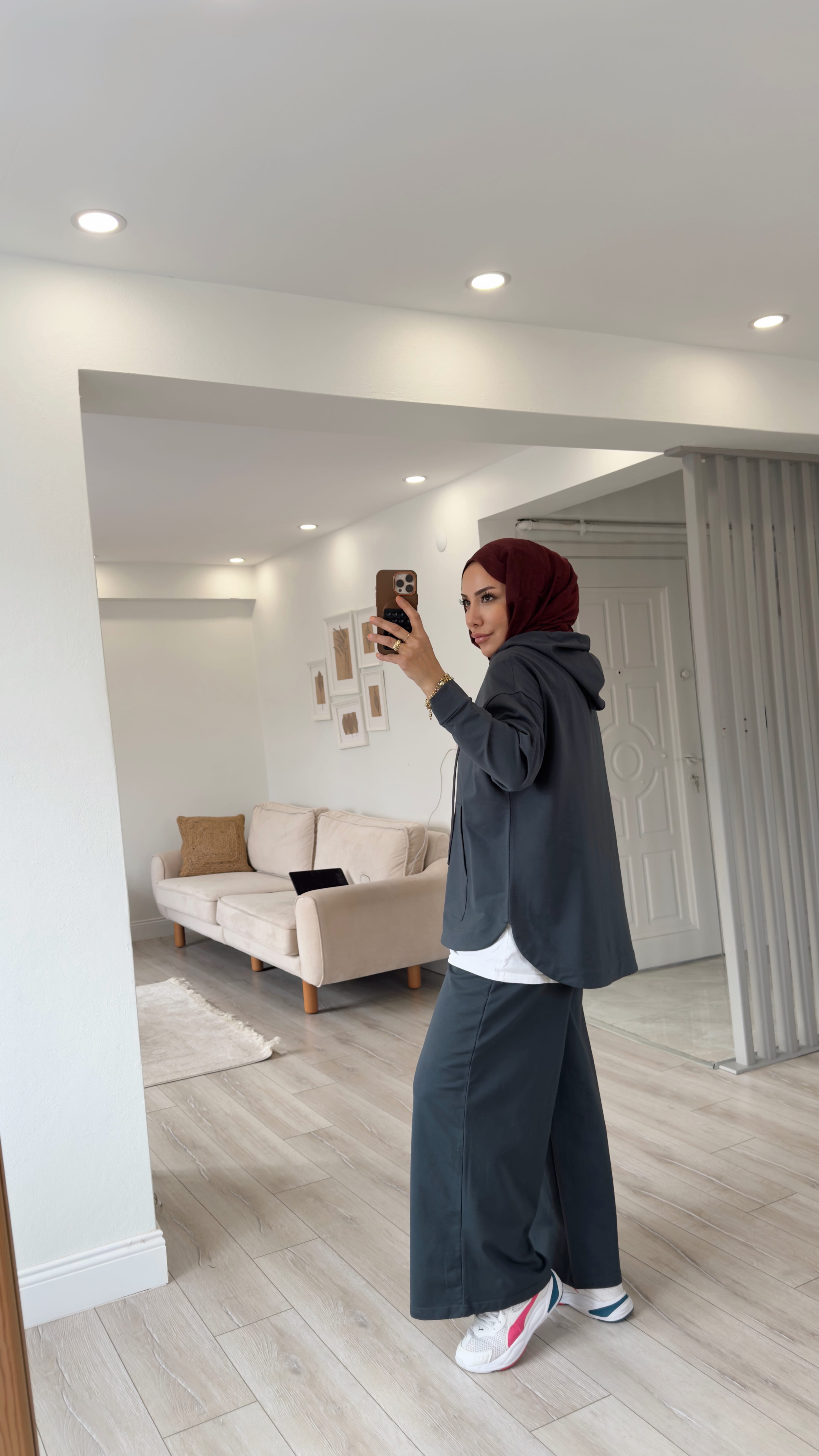 PENYE KANGURU CEPLİ SPOR TAKIM