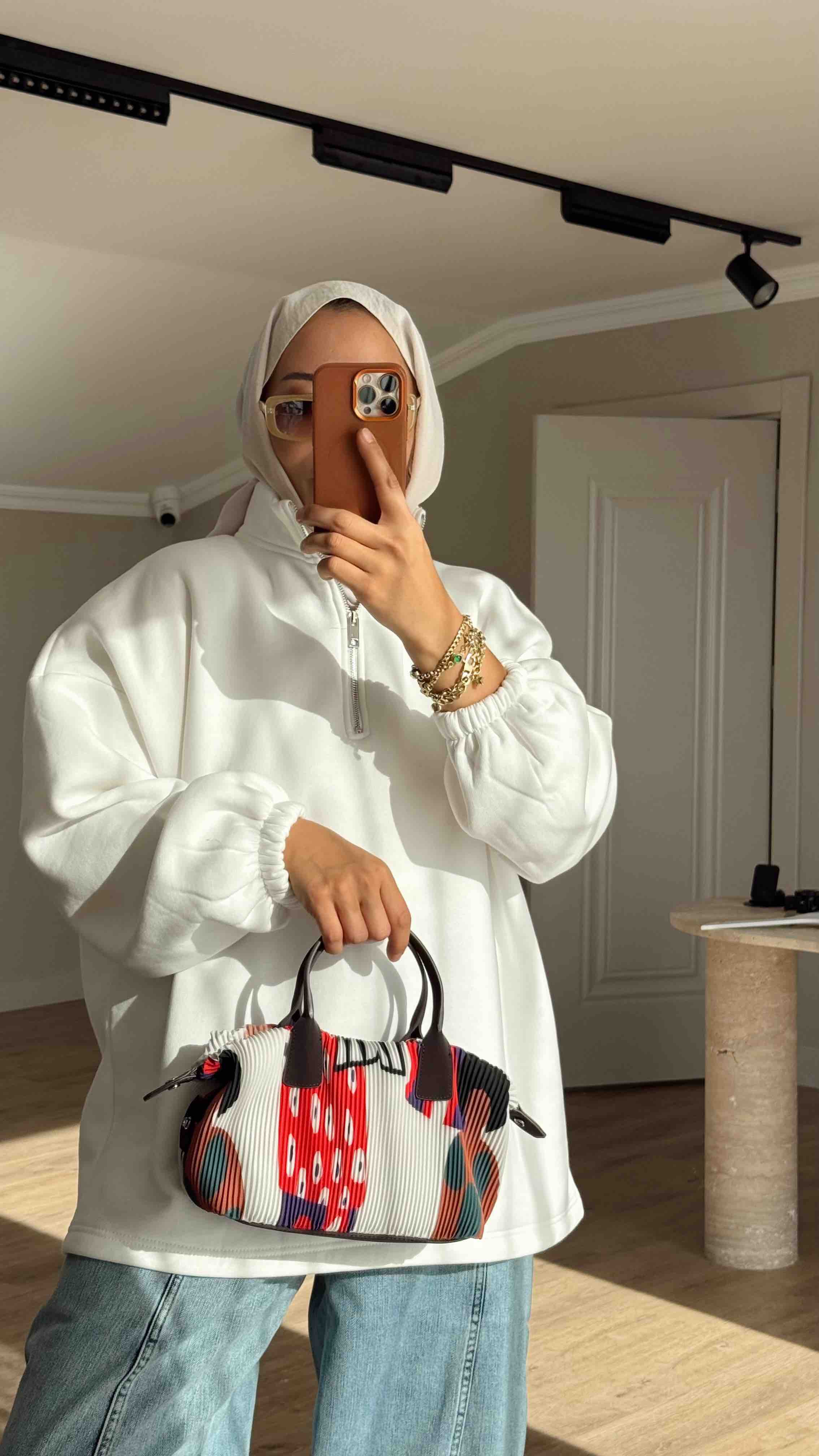 YAKASI FERMUARLI SWEAT-ŞARDONLU