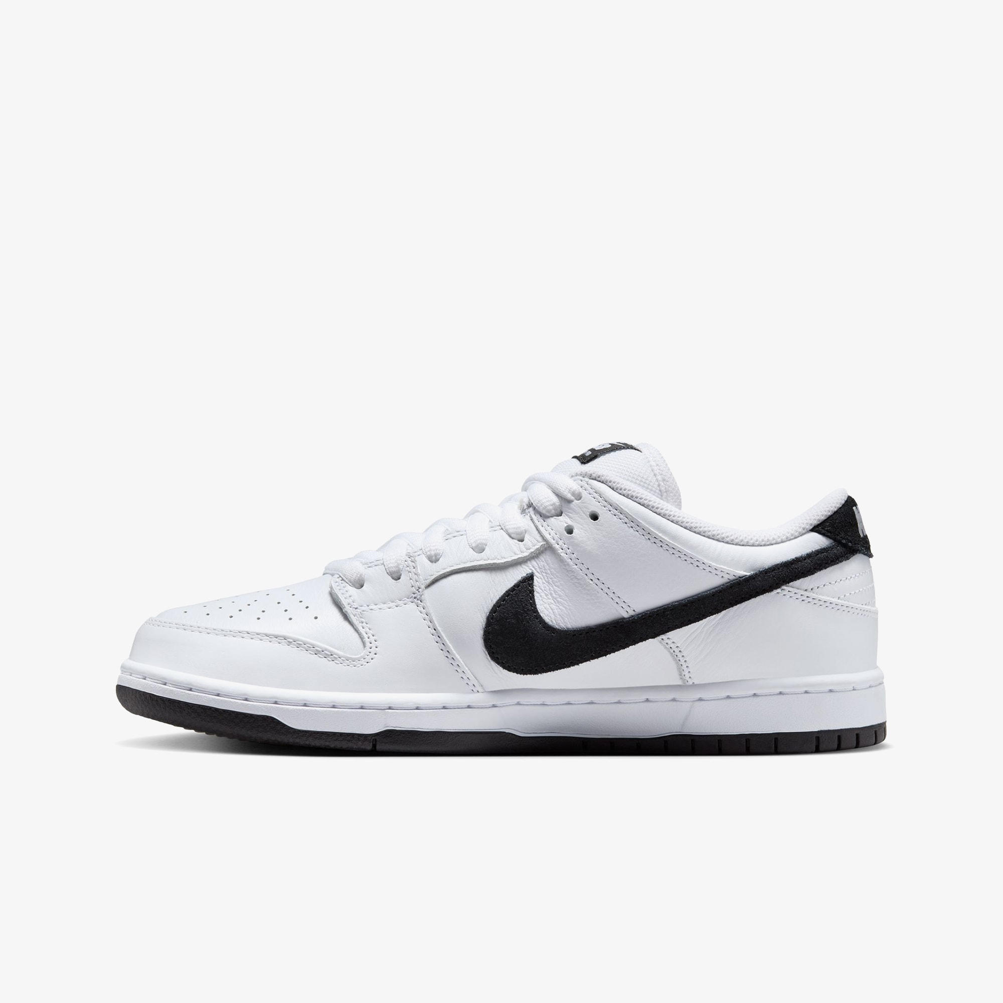 SB Dunk Low Pro 'White Black'