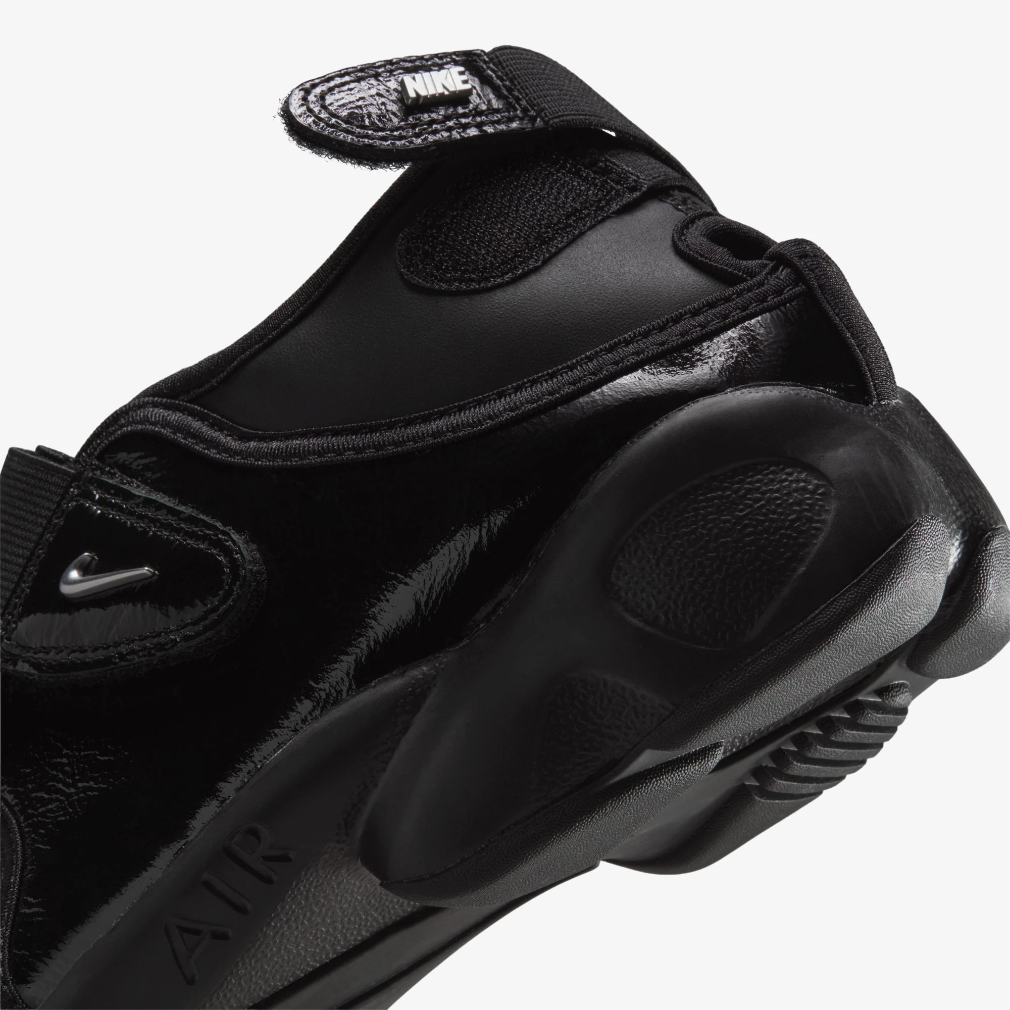 Nike Air Rift 'Black Metallic' (W) - WUNDER