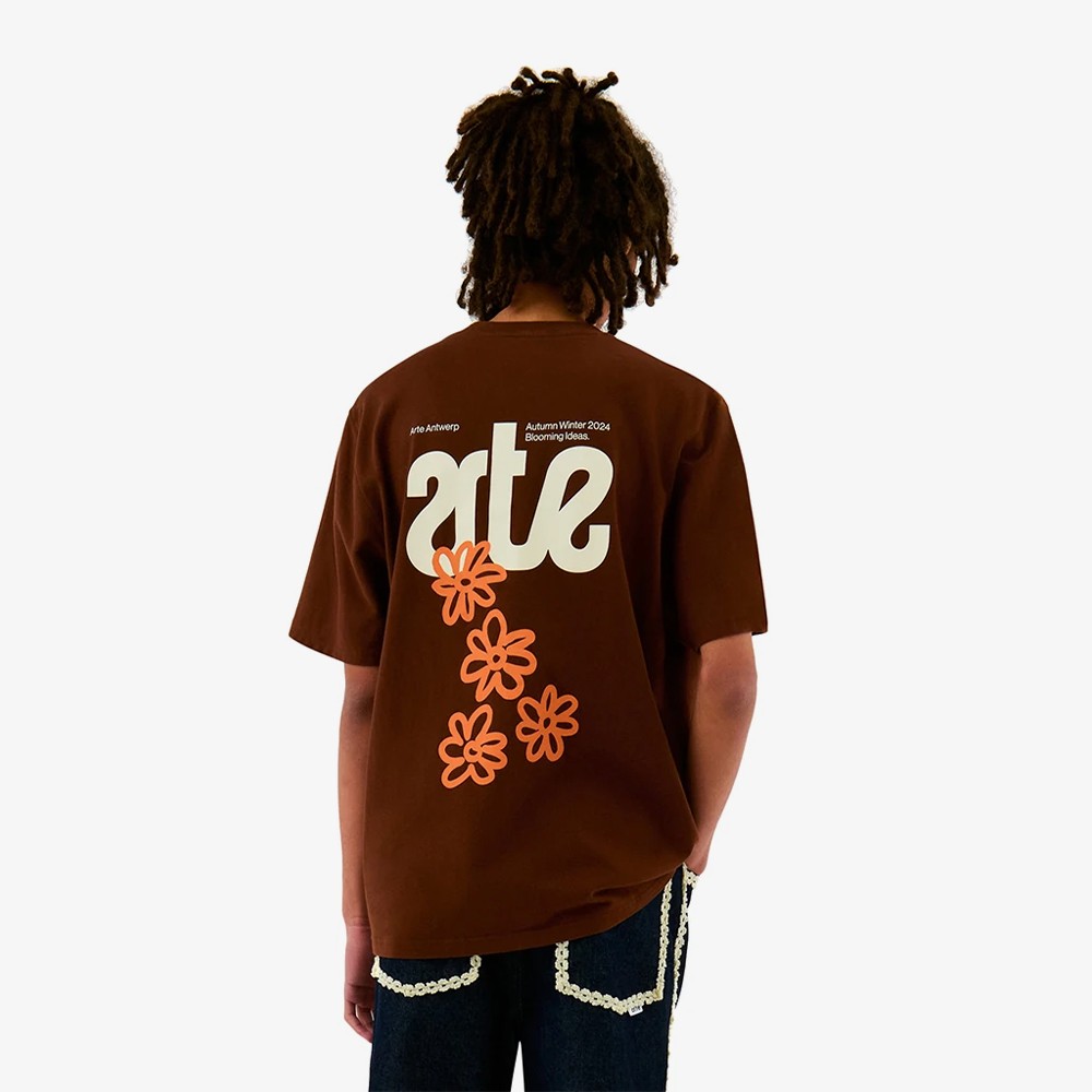 Flowers Back T-Shirt 'Brown'