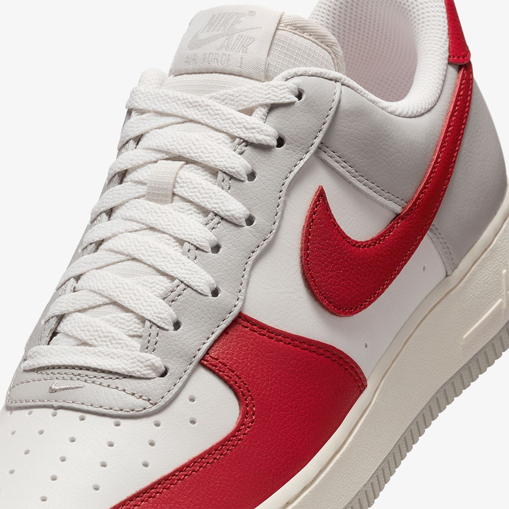 Air Force 1 07 LV8 'Red Toe'