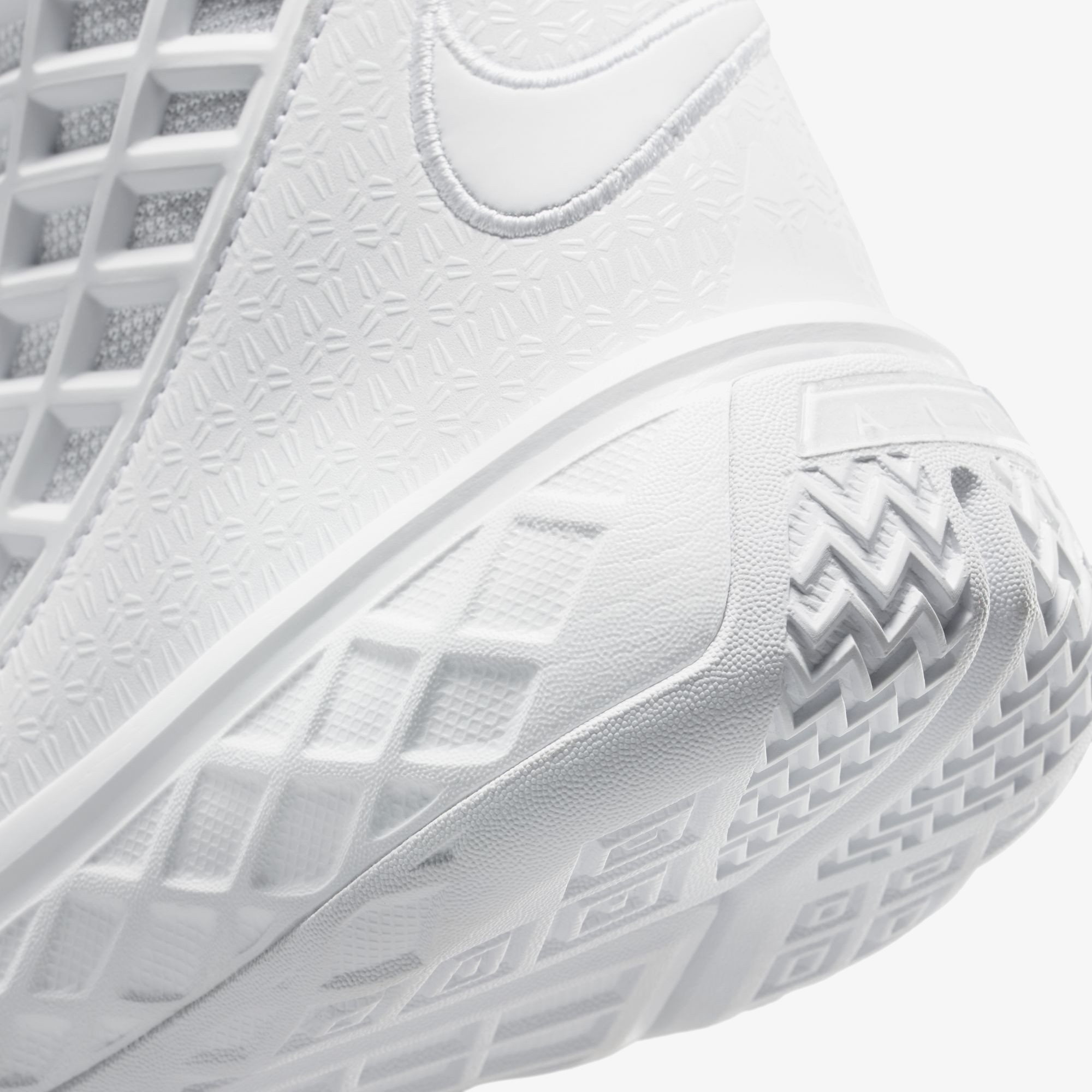 Kobe 3 'Halo' (GS)