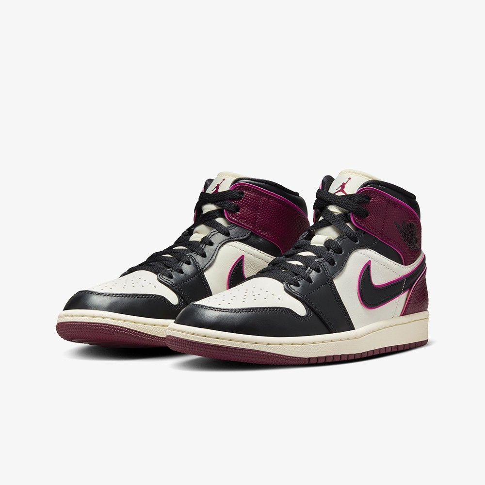 Jordan 1 mid bordeaux best sale