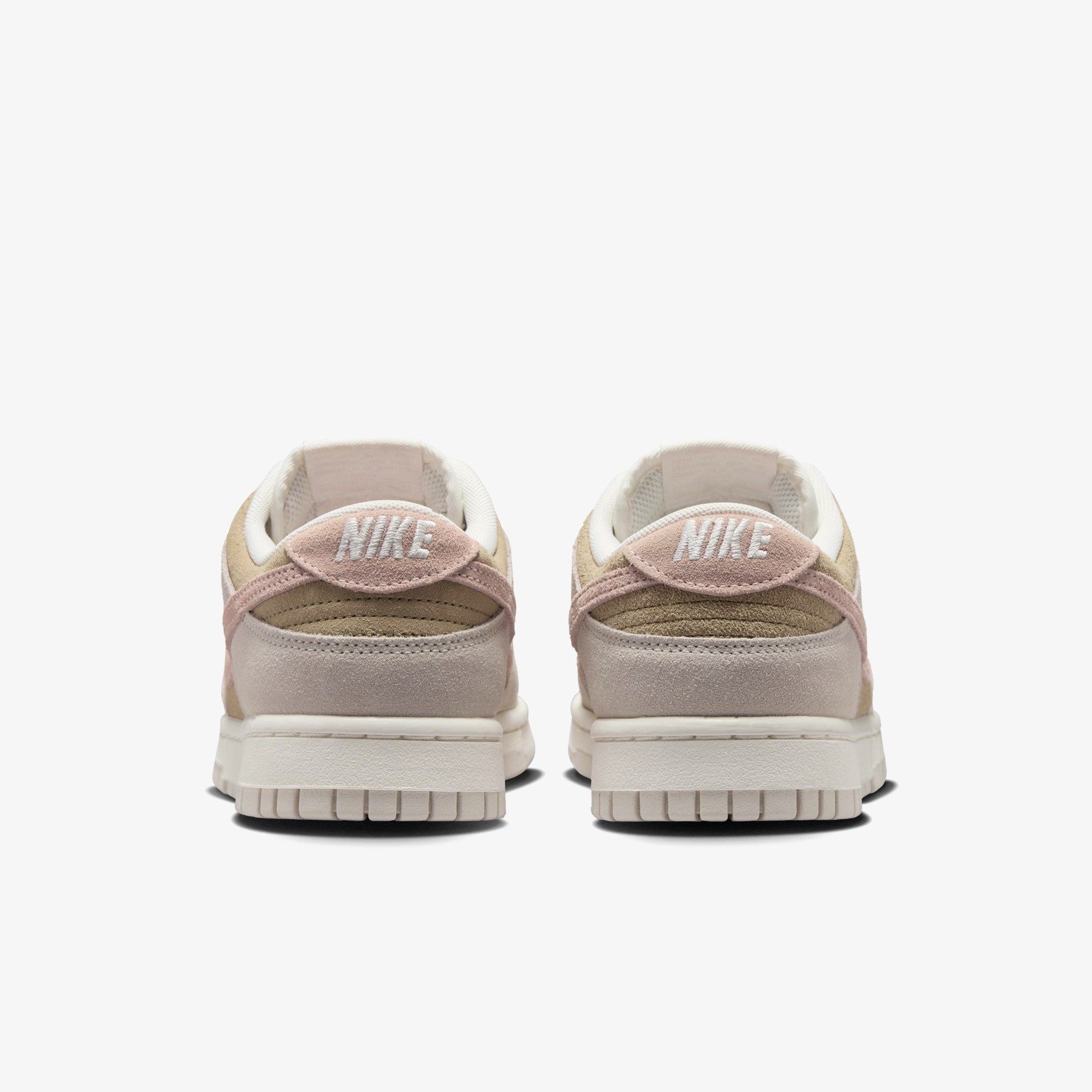 Dunk Low 'Phantom Washed Coral' (W)