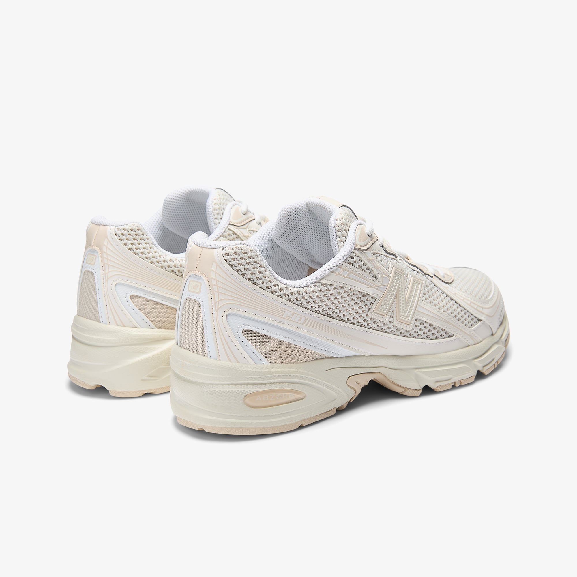 740v2 'Bisque Angora'