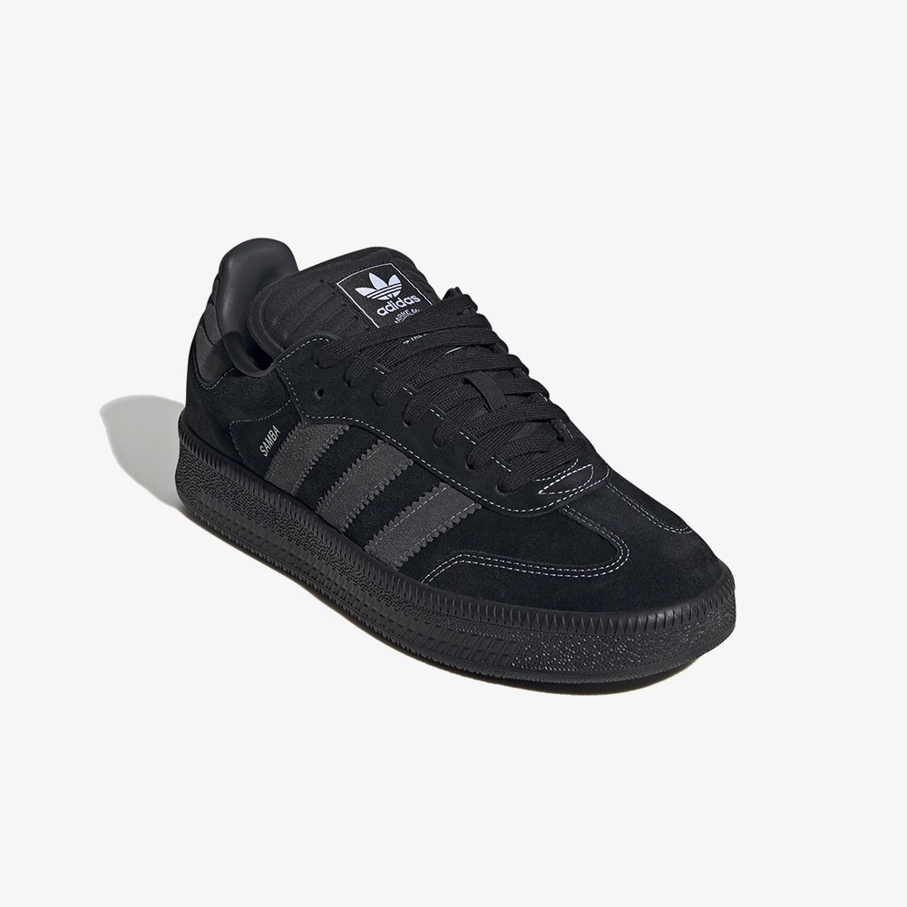 Samba XLG 'Core Black'