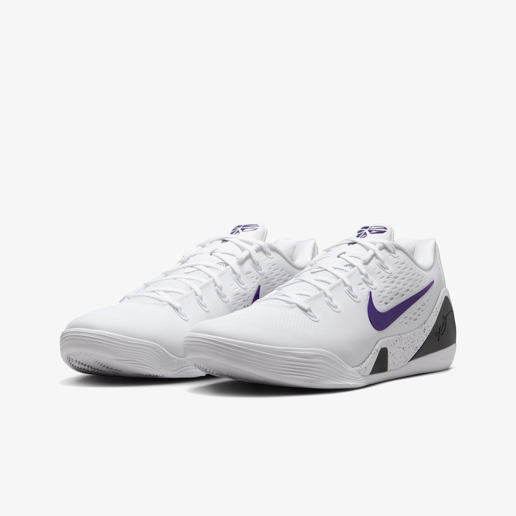 Kobe 9 Elite Low EM Protro 'White Court Purple'
