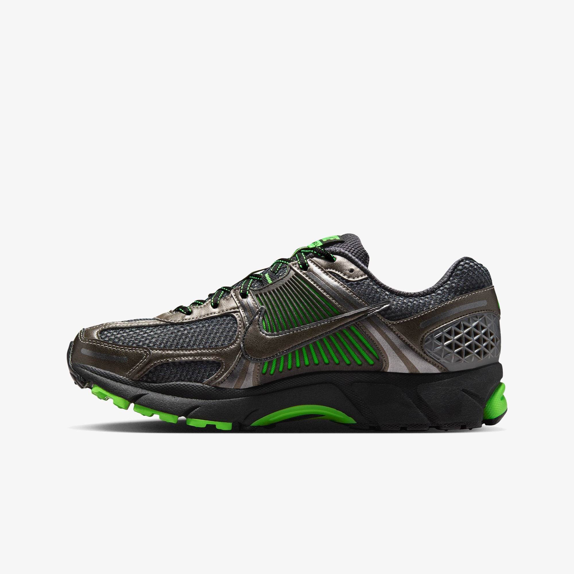 Vomero 5 'Metallic Pewter Green Strike'