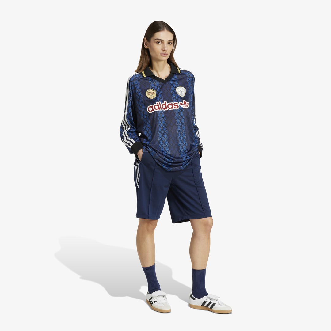 ● ADIDAS ● Retro Sports Cricket-inspired Cropped Jersey adidas Originals Retro Sports Cricket-inspired Cropped