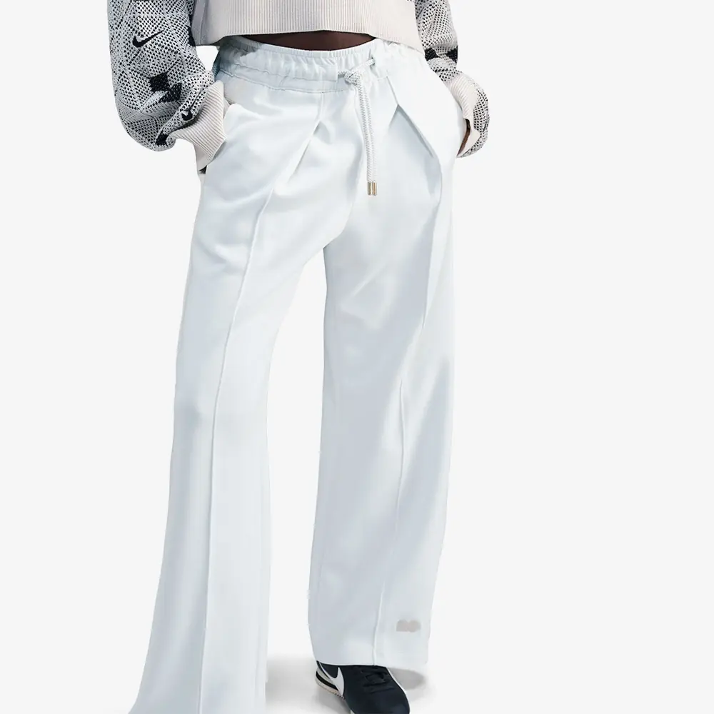 Nike Naomi Osaka High-Waisted Loose Knit Pant 'Summit White' - WUNDER Nike Naomi Osaka High-Waisted Loose Knit Pant 'Summit White' - WUNDER