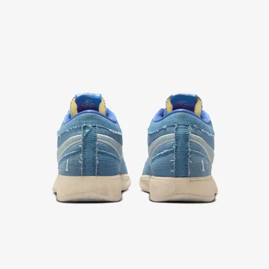 Book 1 'Blue Blood' - Görsel 6