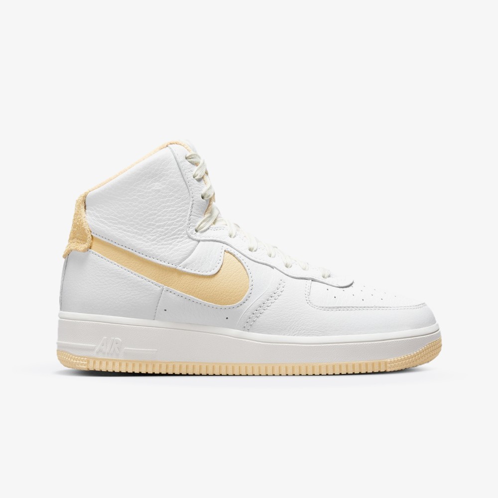 Air Force 1 High Sculpt 'Pale Vanilla' (W)