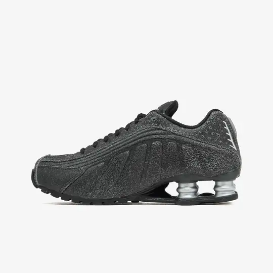 Shox R4 'Black Distressed Leather' - Görsel 3