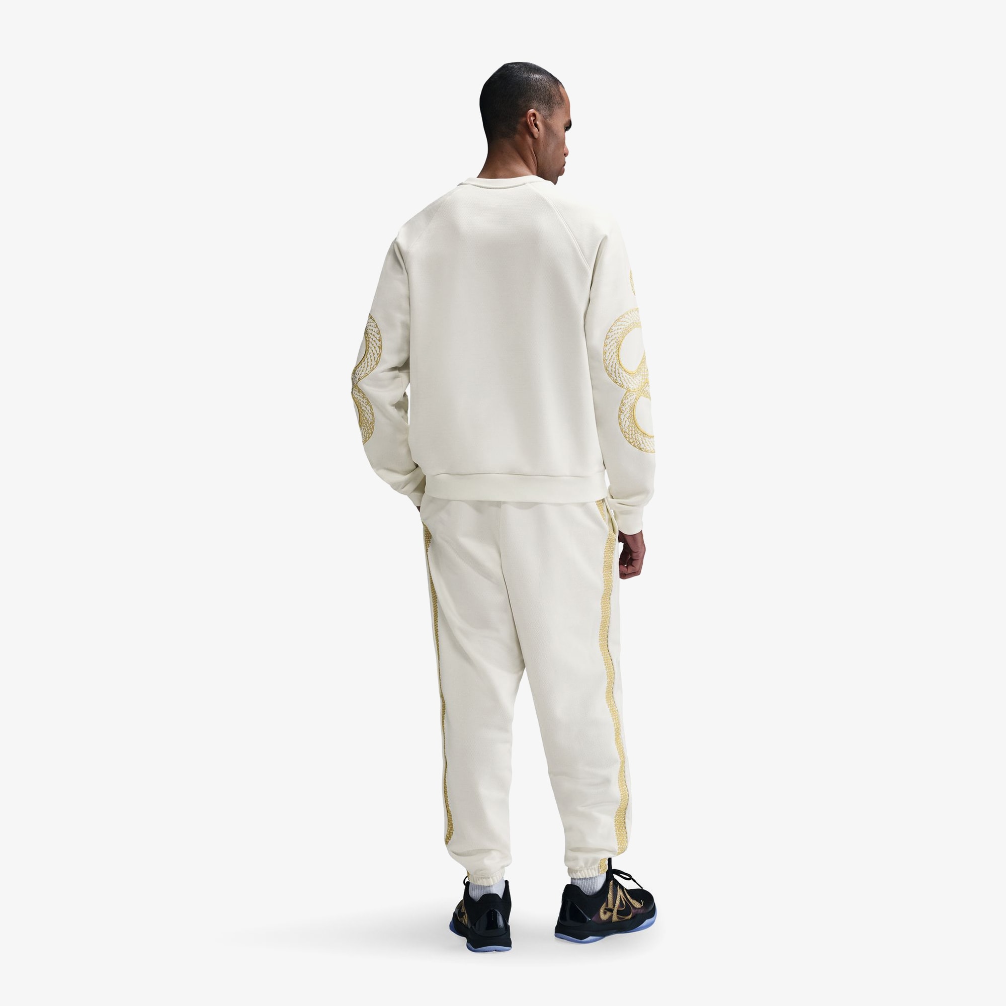 Kobe Year Of The Mamba Crewneck 'Beige Gold'