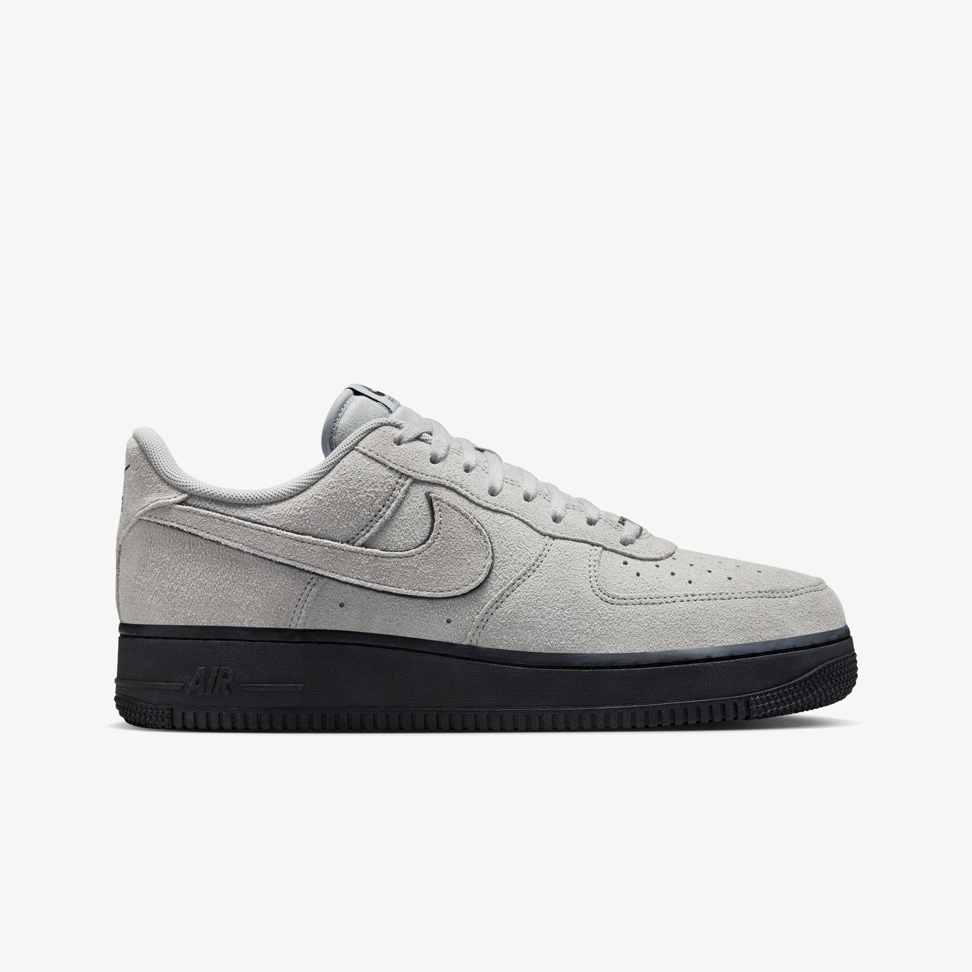 Air Force 1 '07 LV8 'Light Smoke Grey'