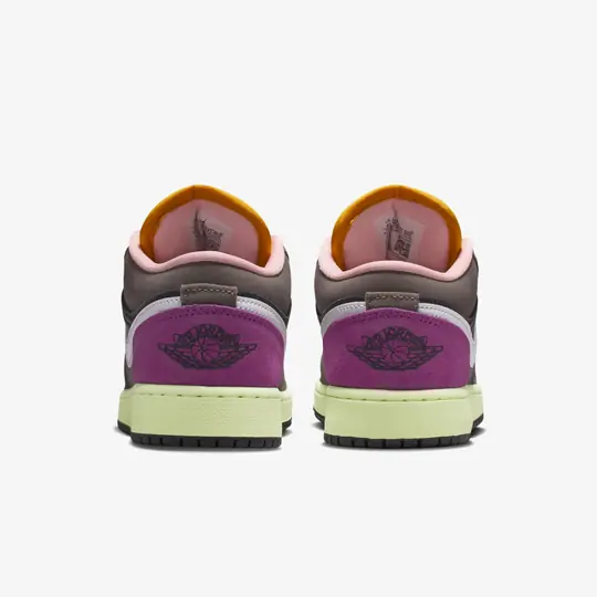 Air Jordan 1 Low SE 'Tokyo Bio Hack' (GS) - Görsel 6