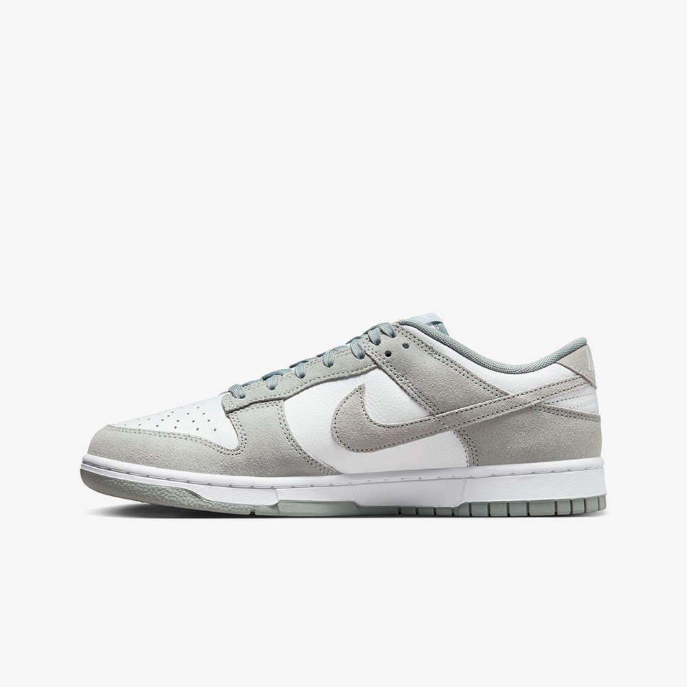 Dunk Low SE White 'Light Pumice'