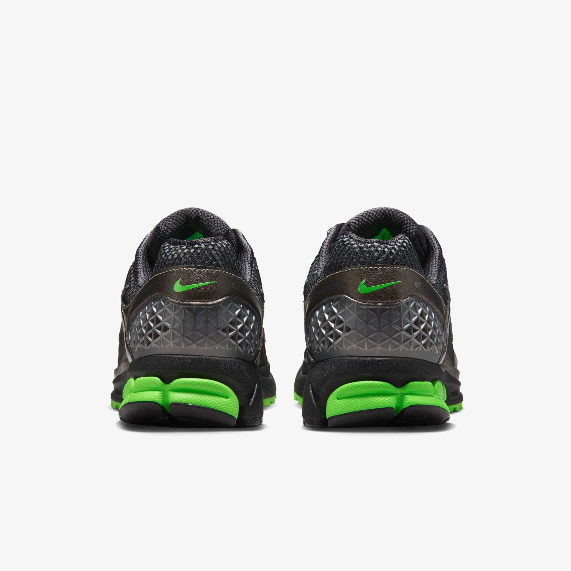 Vomero 5 'Metallic Pewter Green Strike'