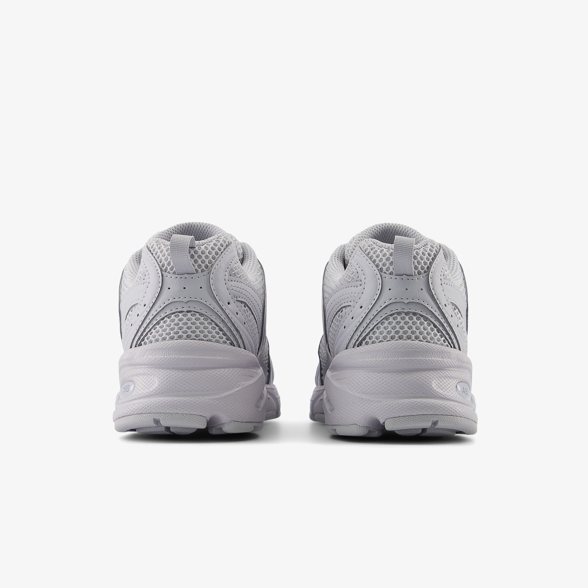 530 'Pearl Grey'