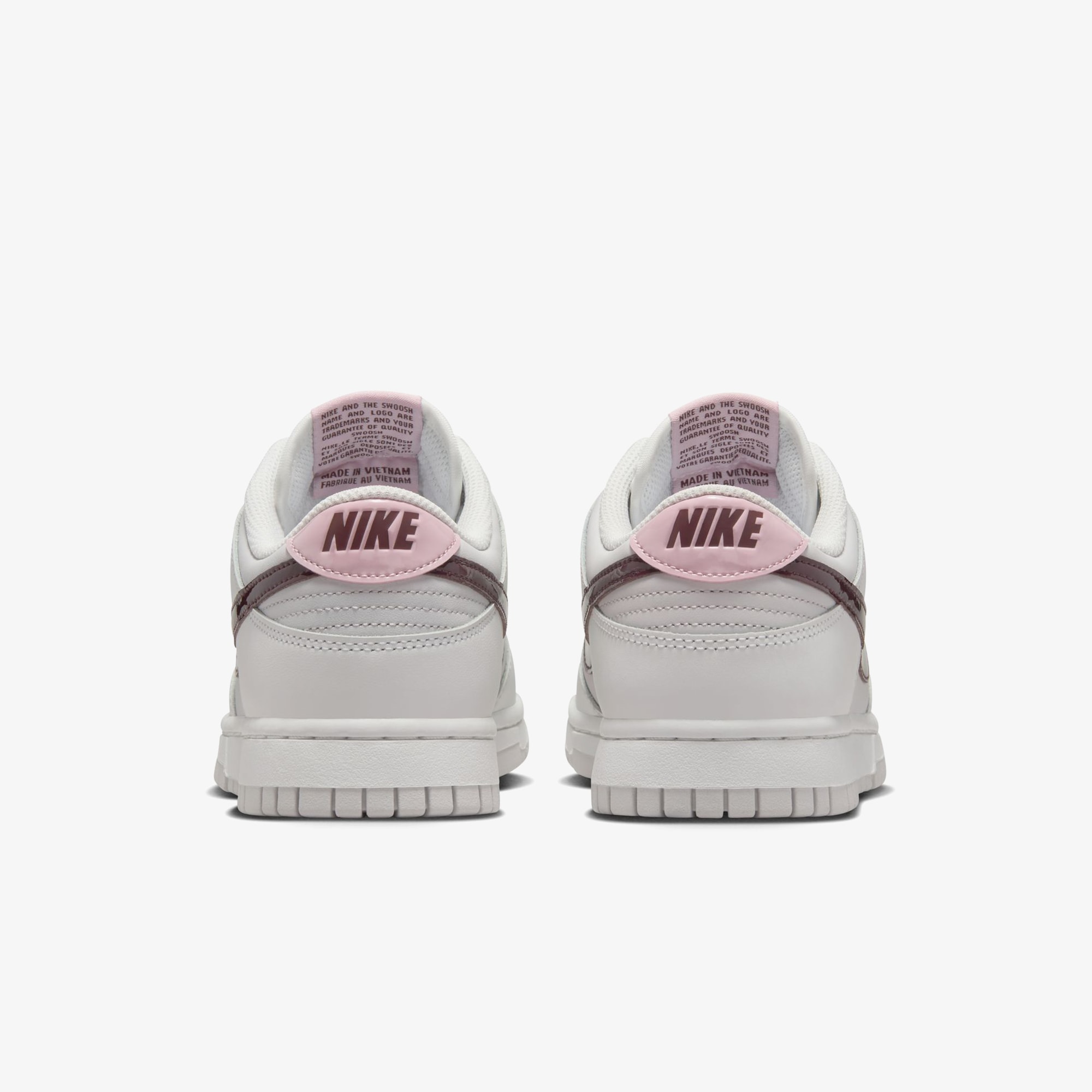 Dunk Low 'Plum Chalk' (W)