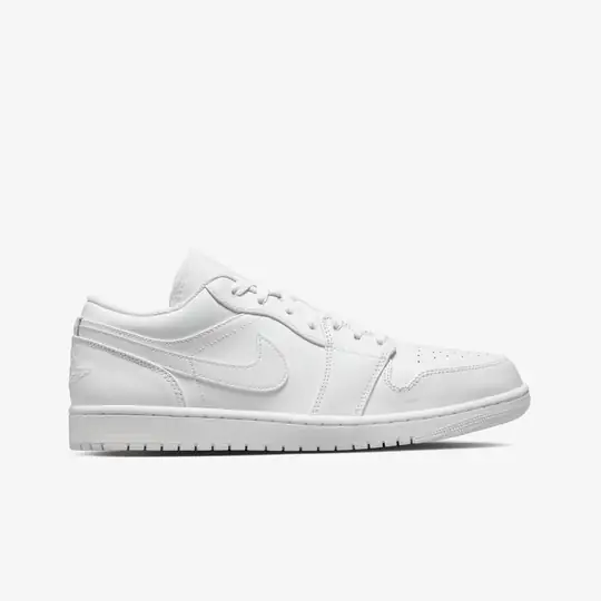 Air Jordan 1 Low 'Triple White' - Görsel 2