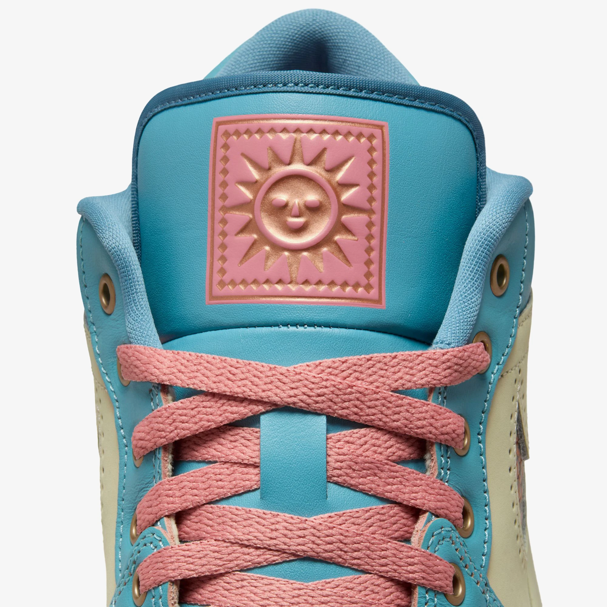 Air Jordan 1 Low SE 'Somos Eternos'