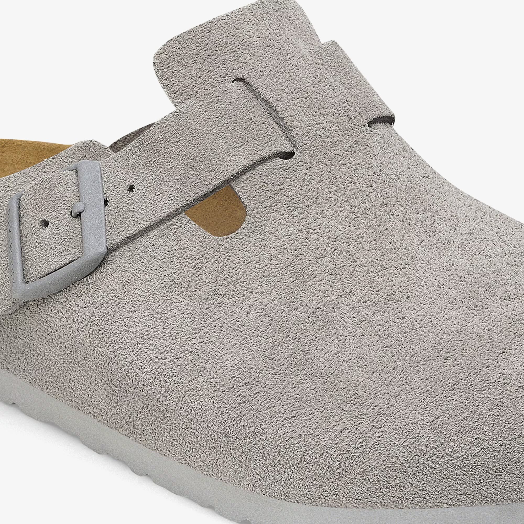 Boston Suede Leather 'Stone Coin'