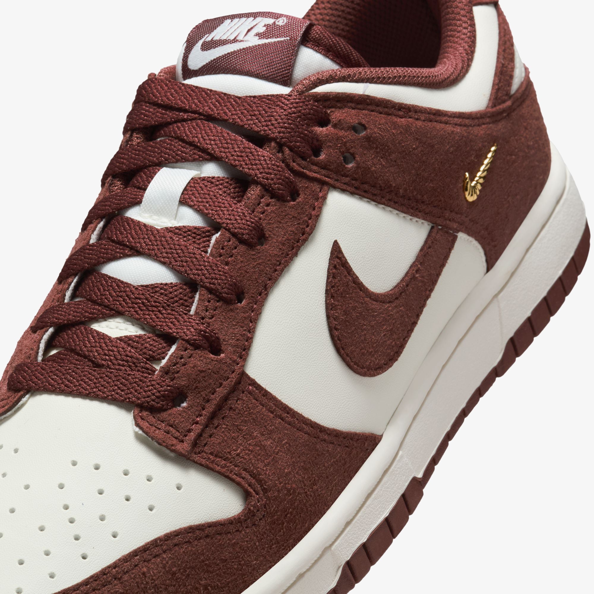 Dunk Low 'Red Sepia'