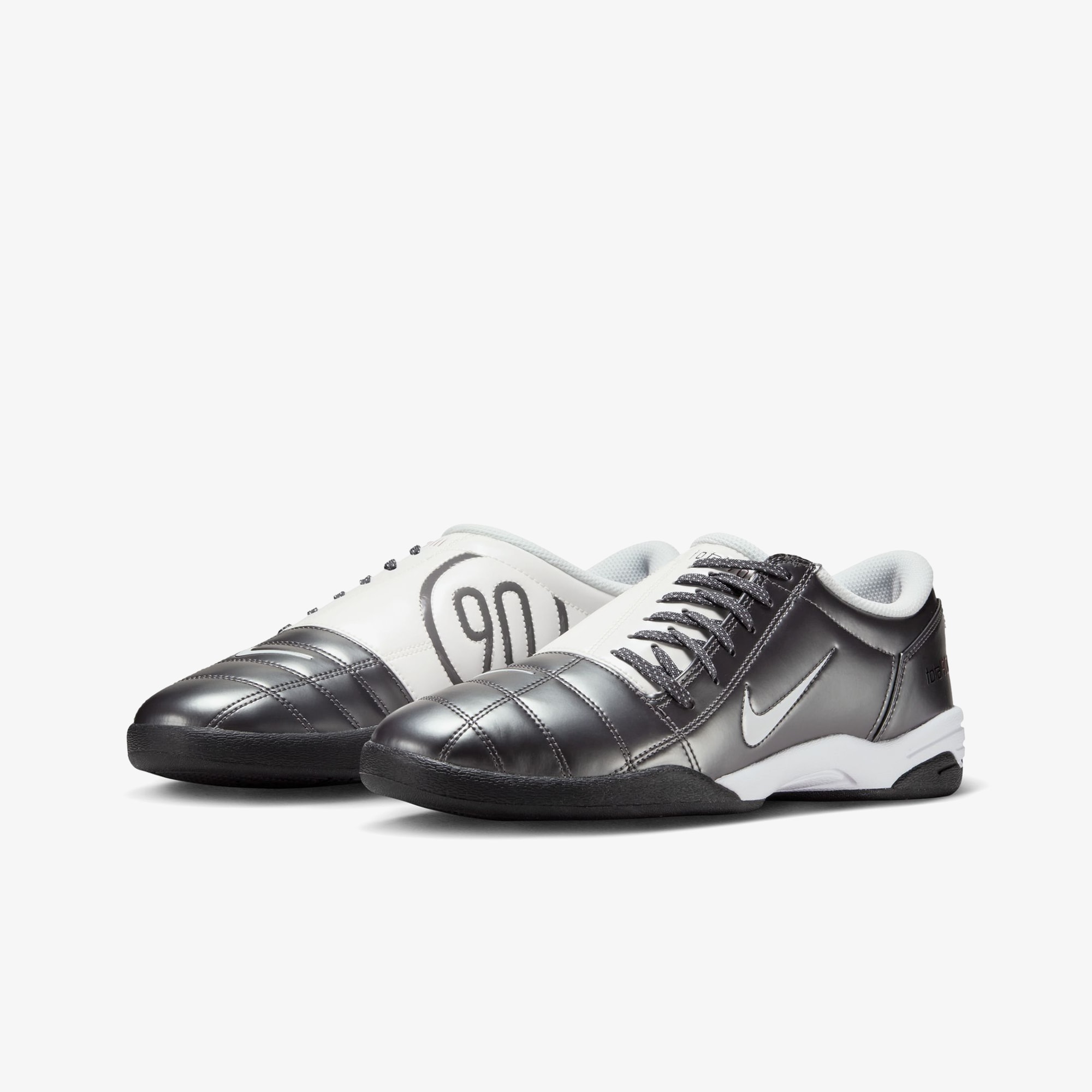 Total 90 III 'Light Graphite'