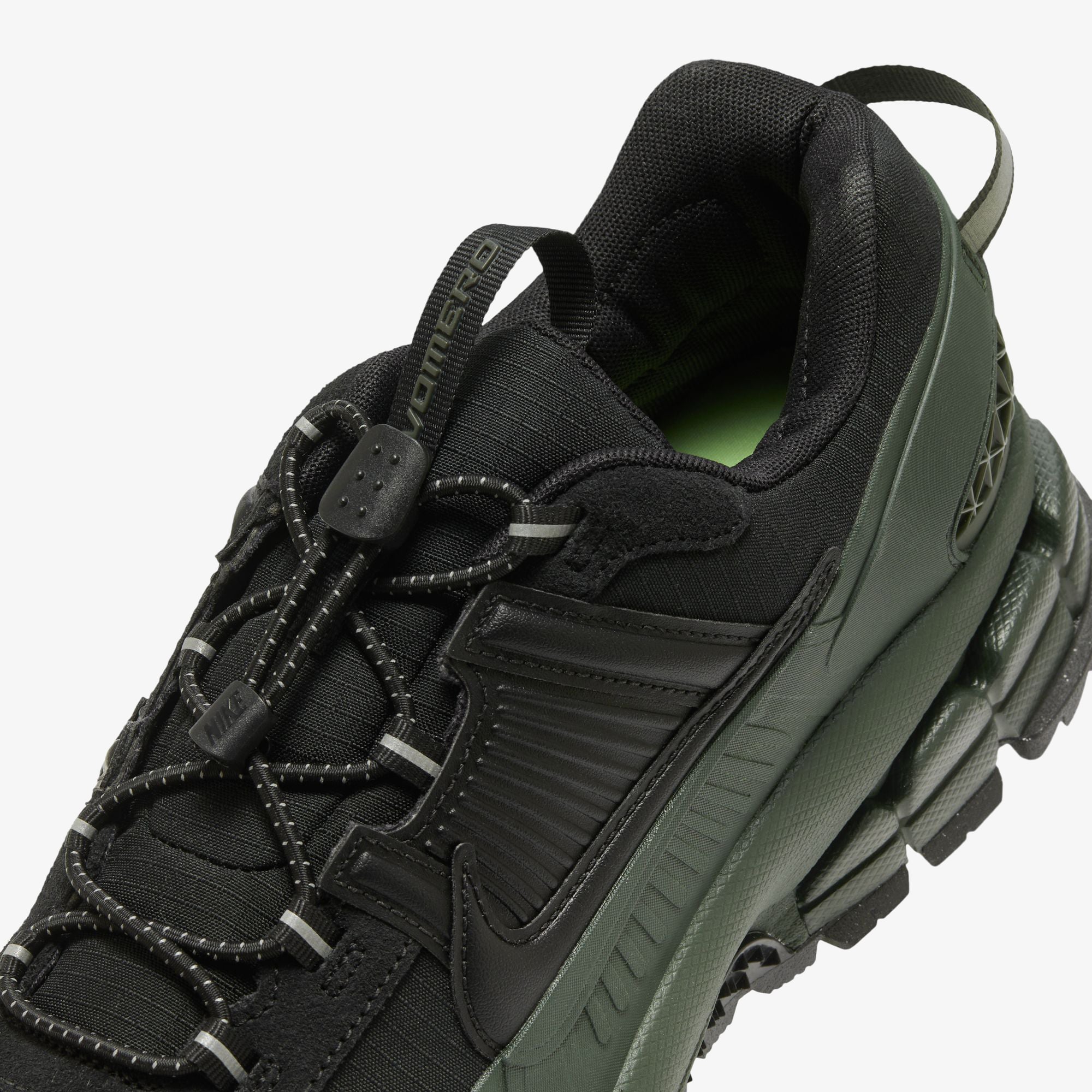 Zoom Vomero 5 Roam 'Sequoia'