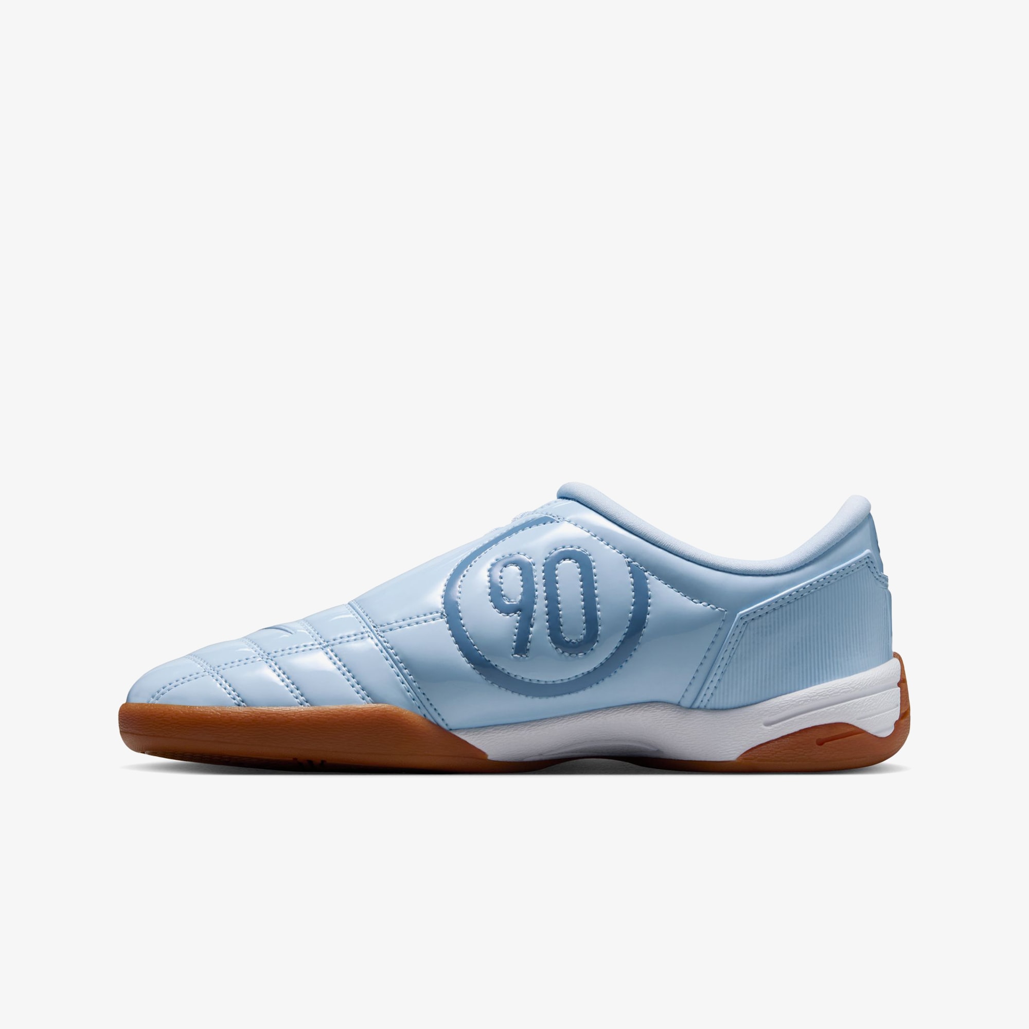 Total 90 III 'Celestine Blue Gum' (W)