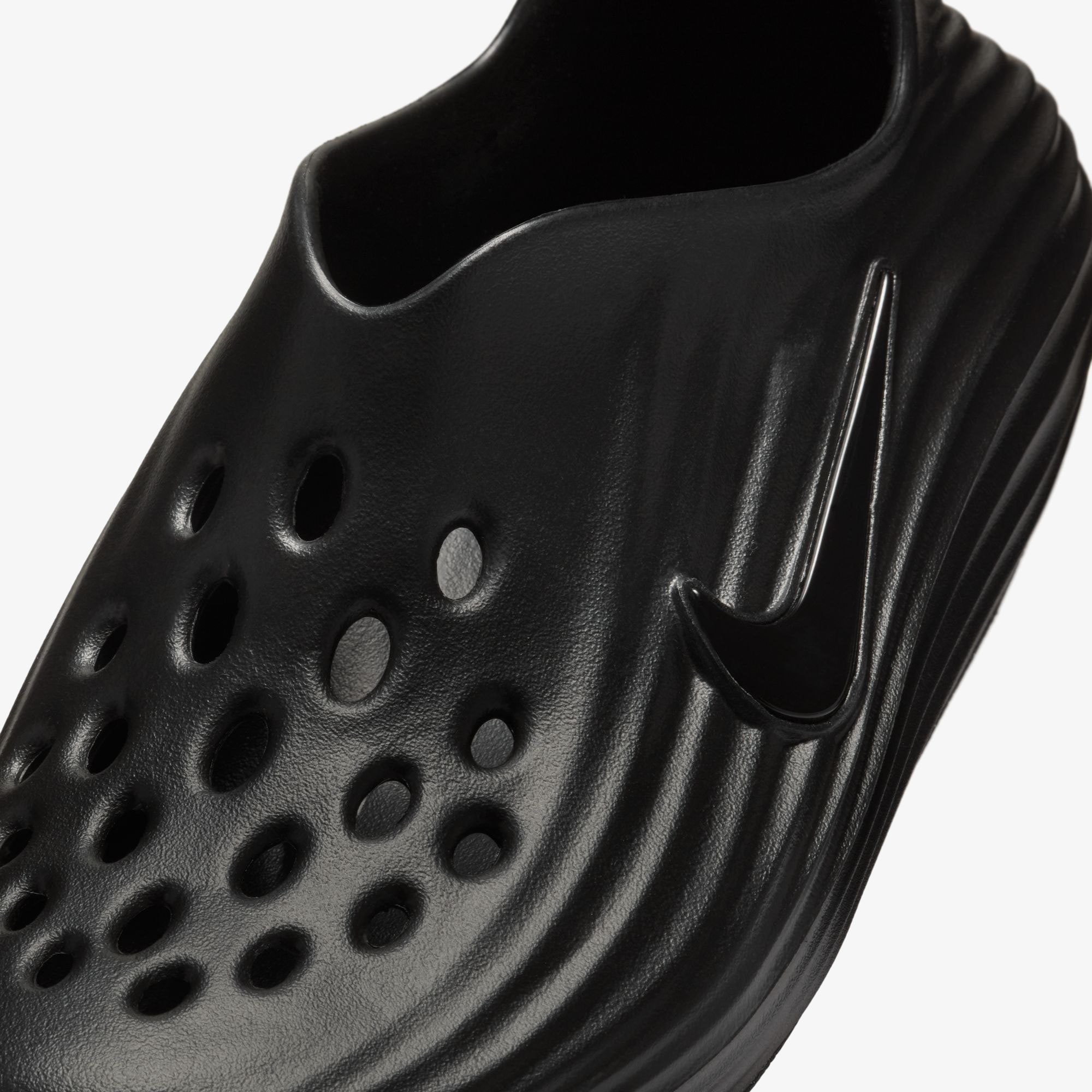 ReactX Rejuven8 'Triple Black' (W)
